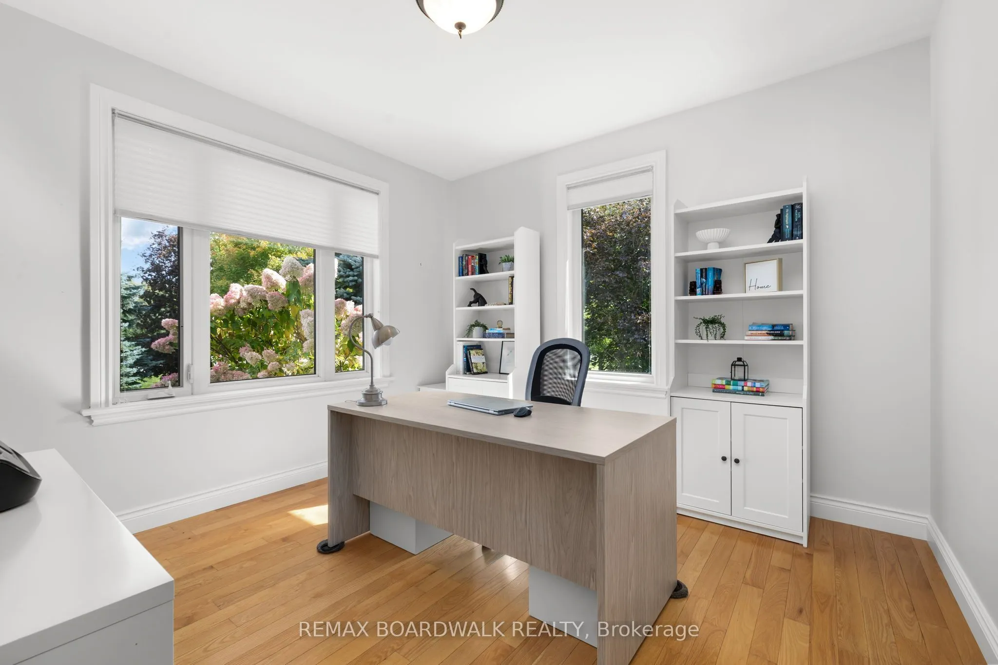 136 Macpherson Way