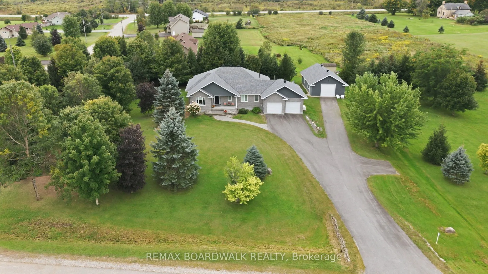 136 Macpherson Way