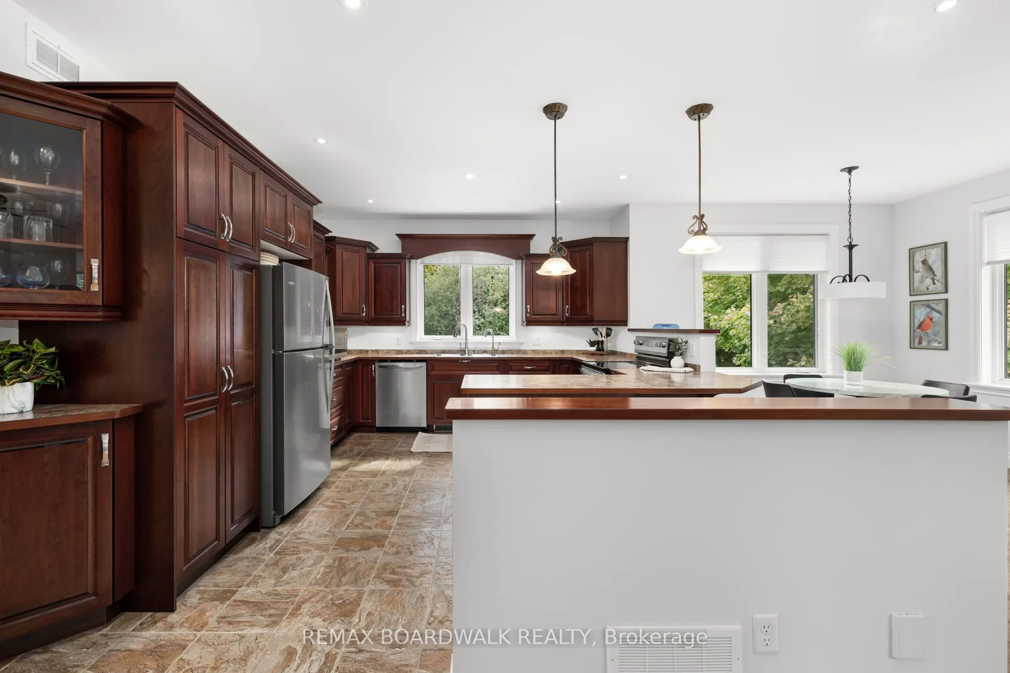 136 Macpherson Way