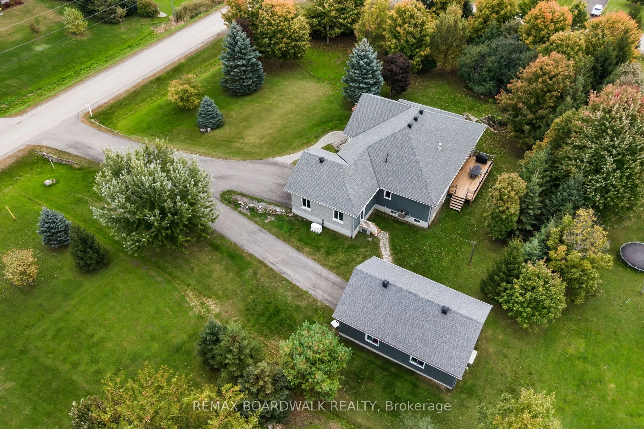 136 Macpherson Way