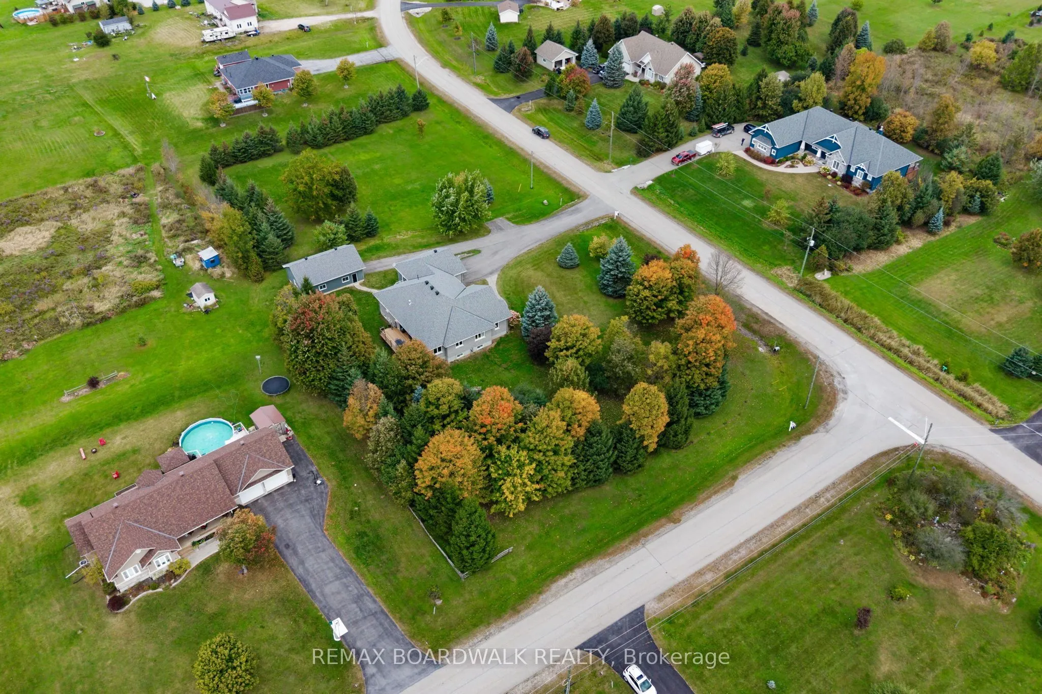 136 Macpherson Way