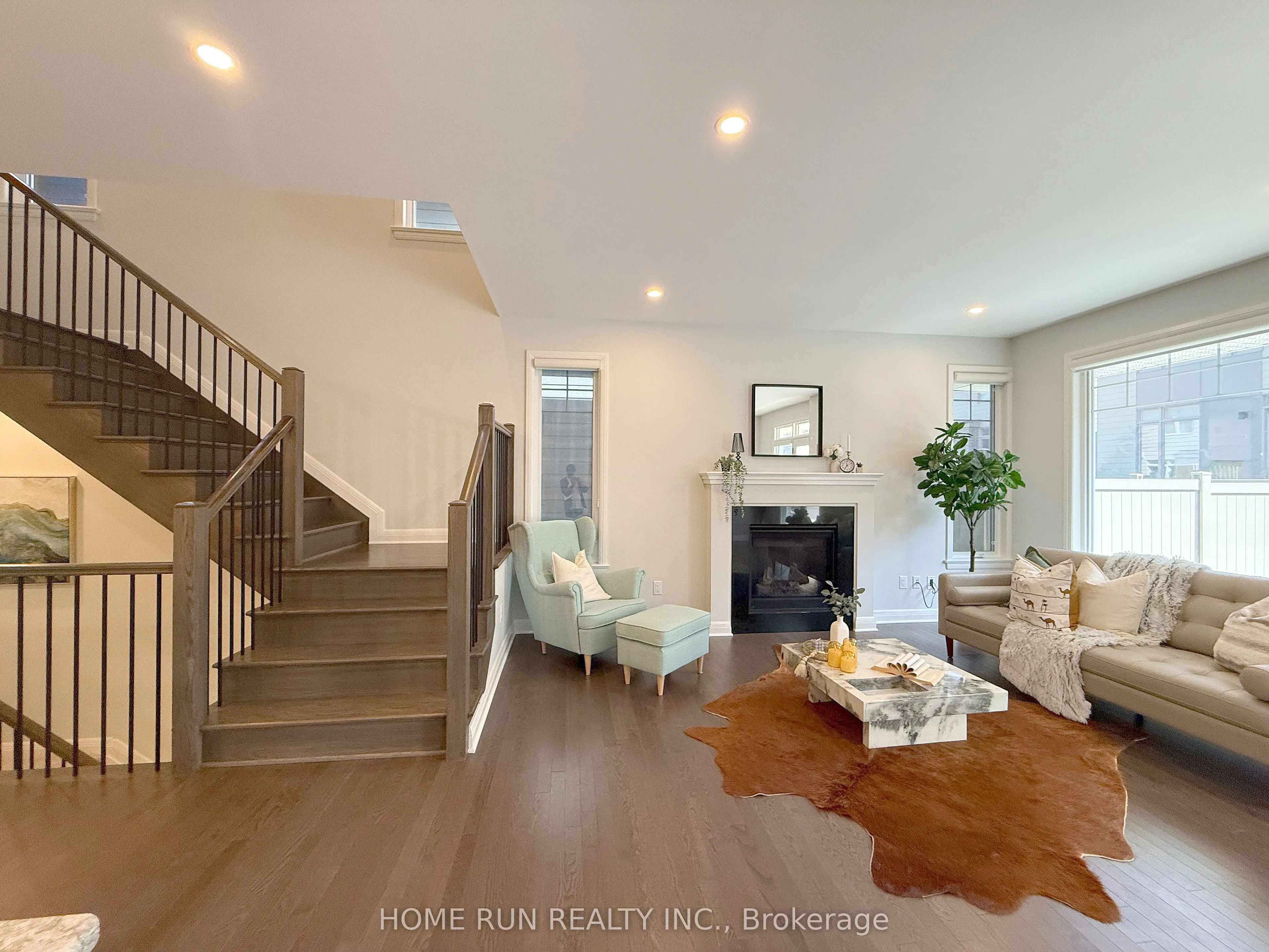 322 Lysander Place