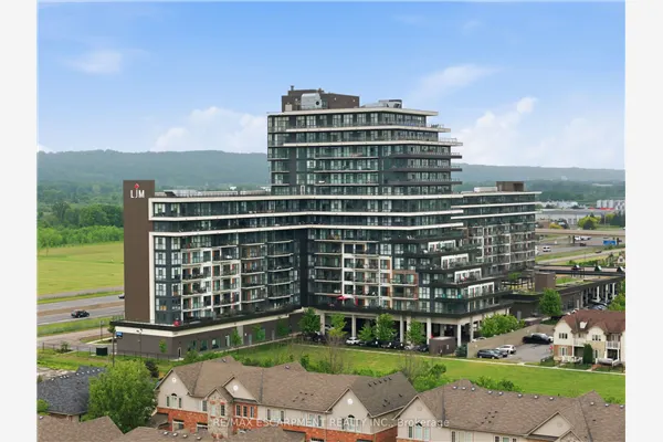 550 North Service Road #1201