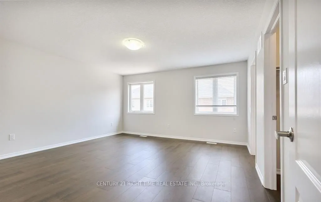 25 Munro Circle