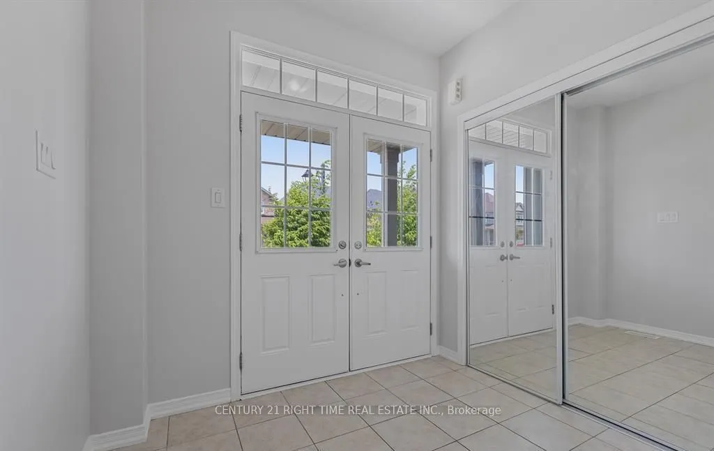 25 Munro Circle