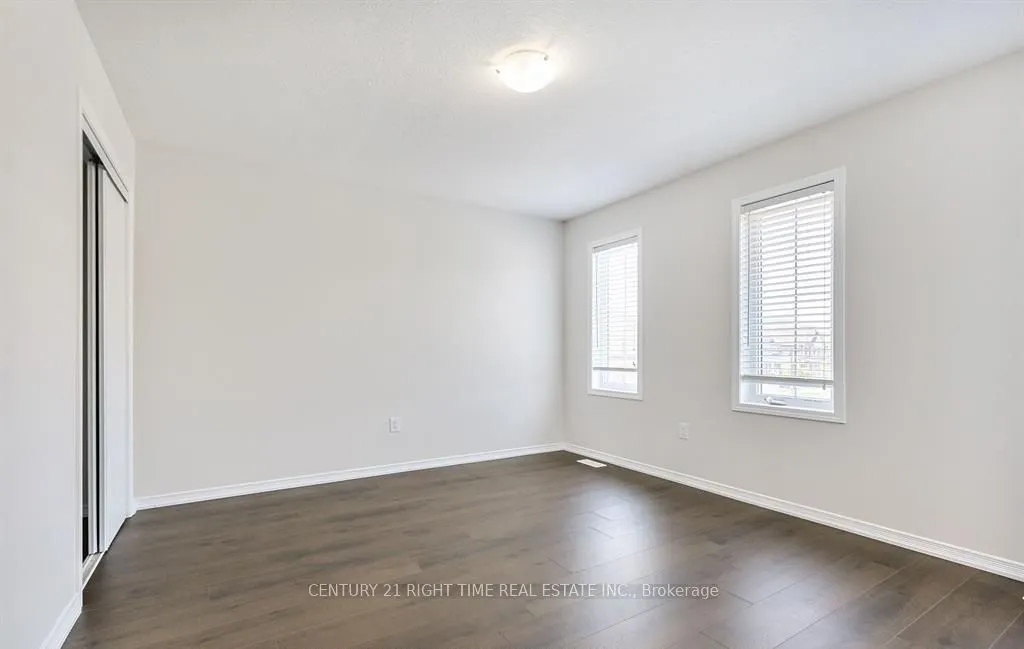 25 Munro Circle