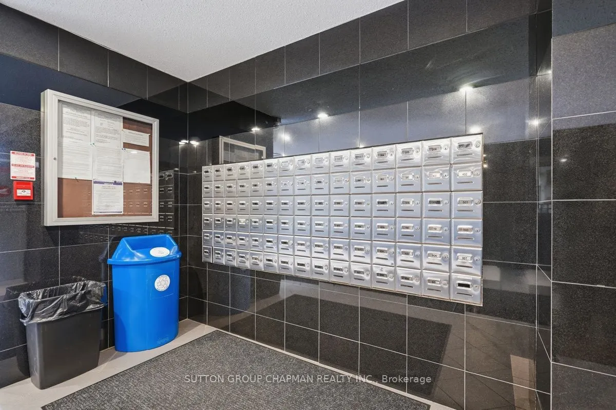 127 Belmont Drive #403