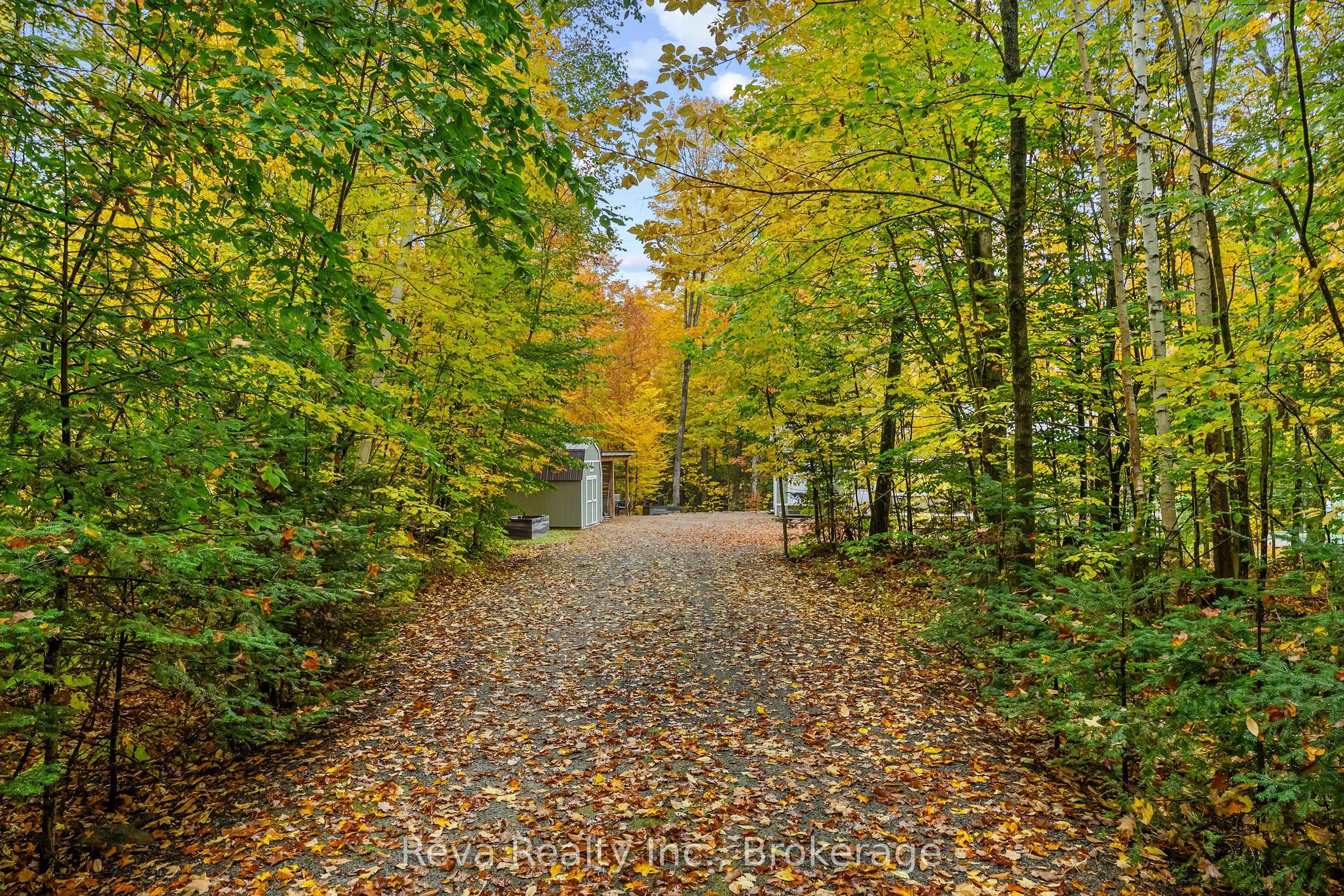 595 Old Diamond Lake Road