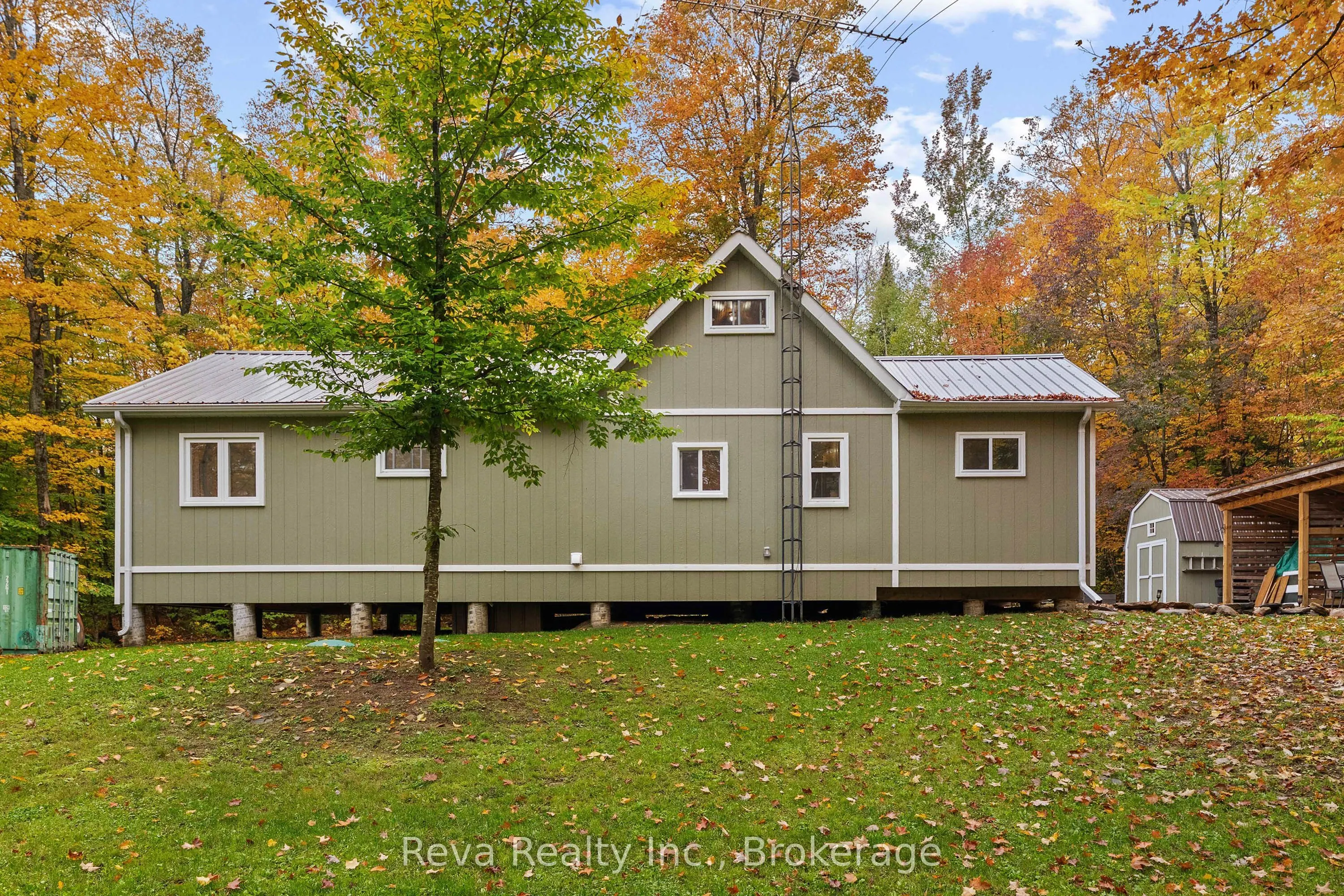 595 Old Diamond Lake Road