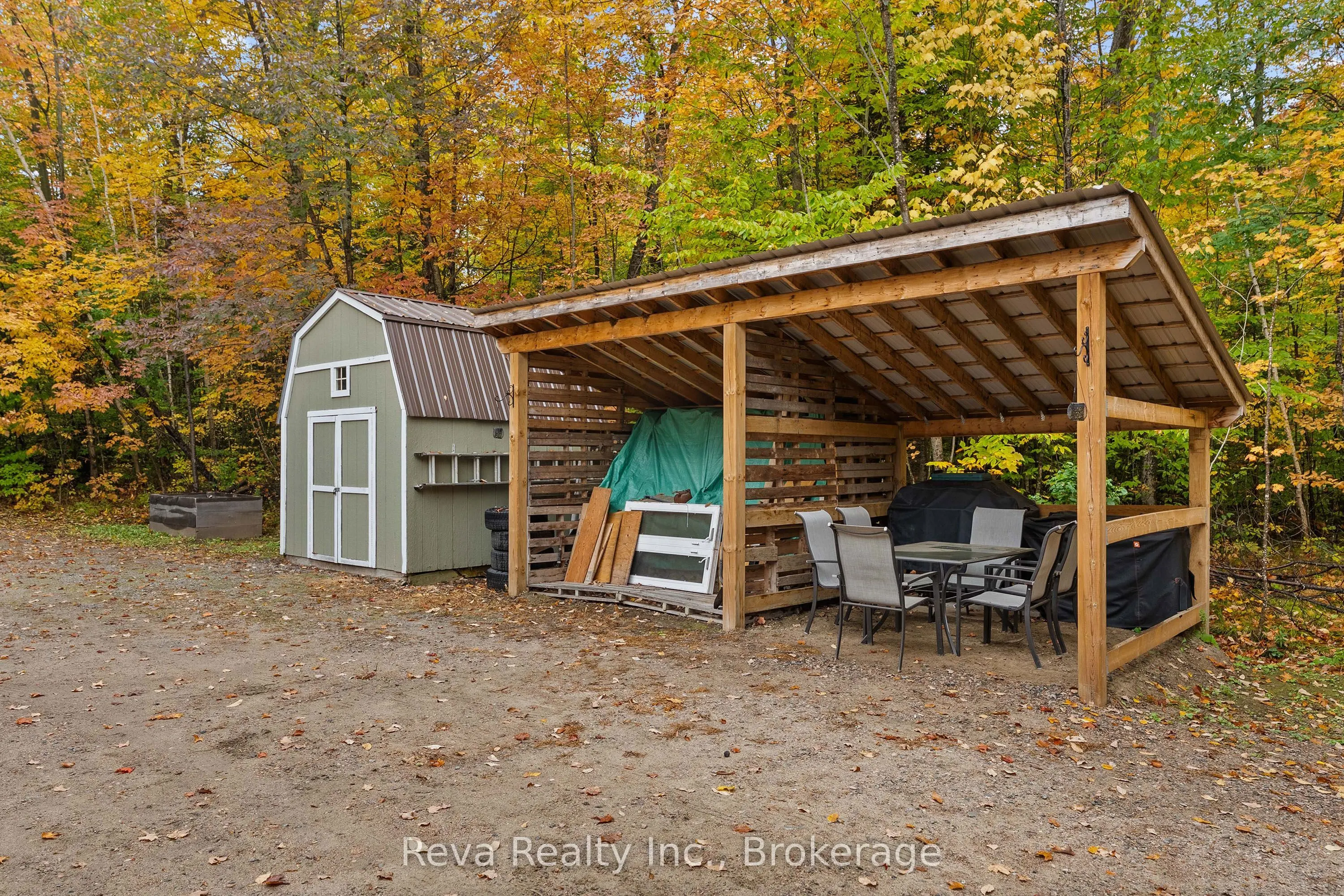 595 Old Diamond Lake Road