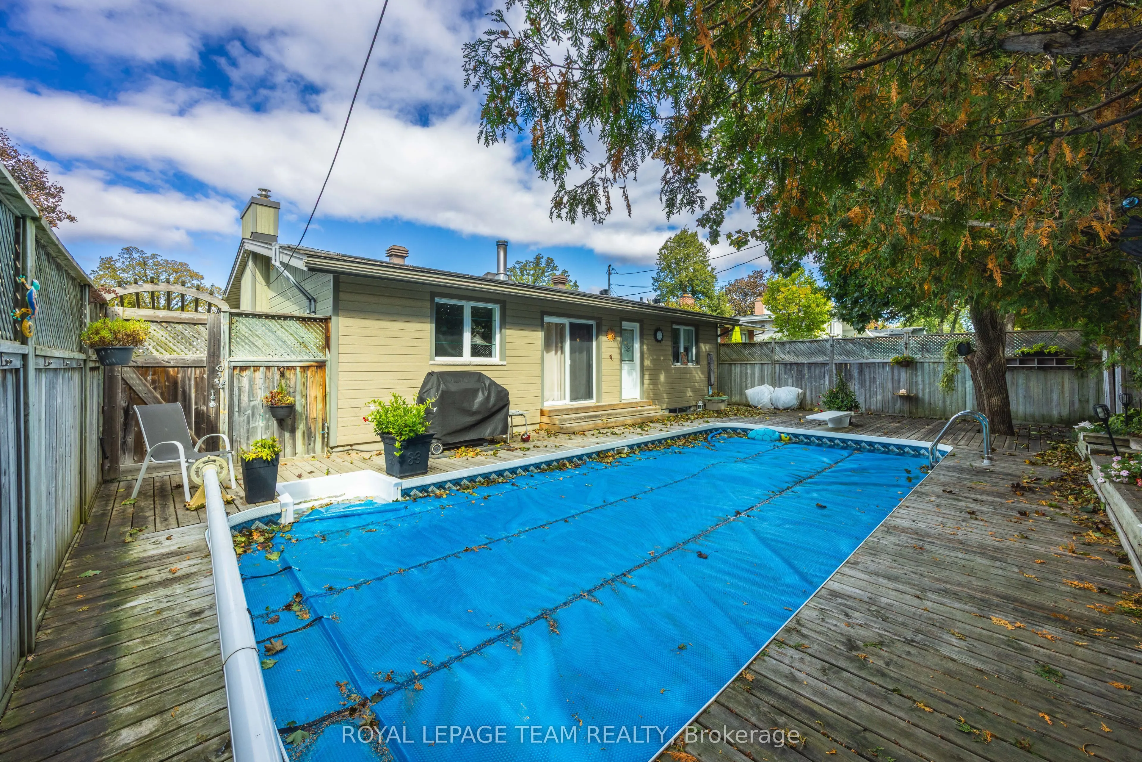 2128 Benjamin Avenue