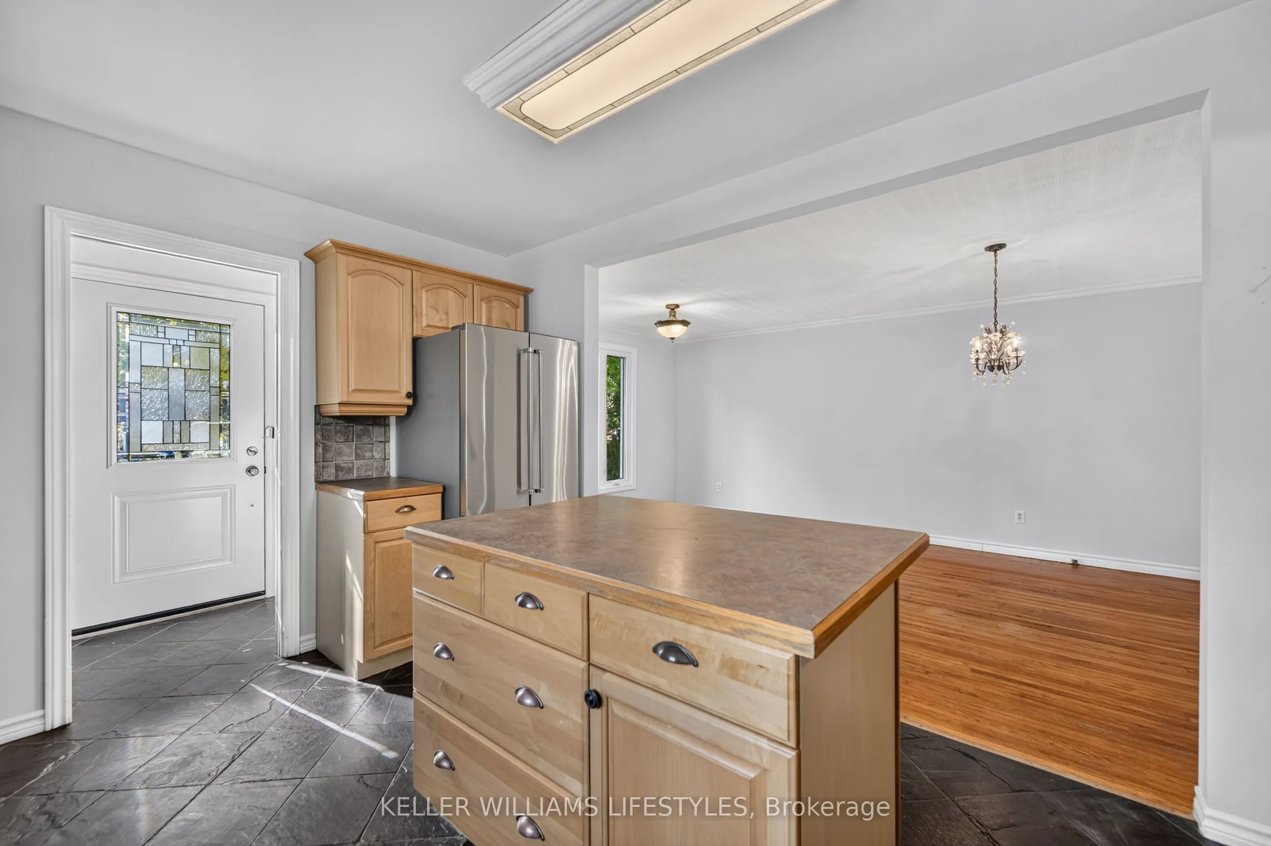42 Stroud Crescent