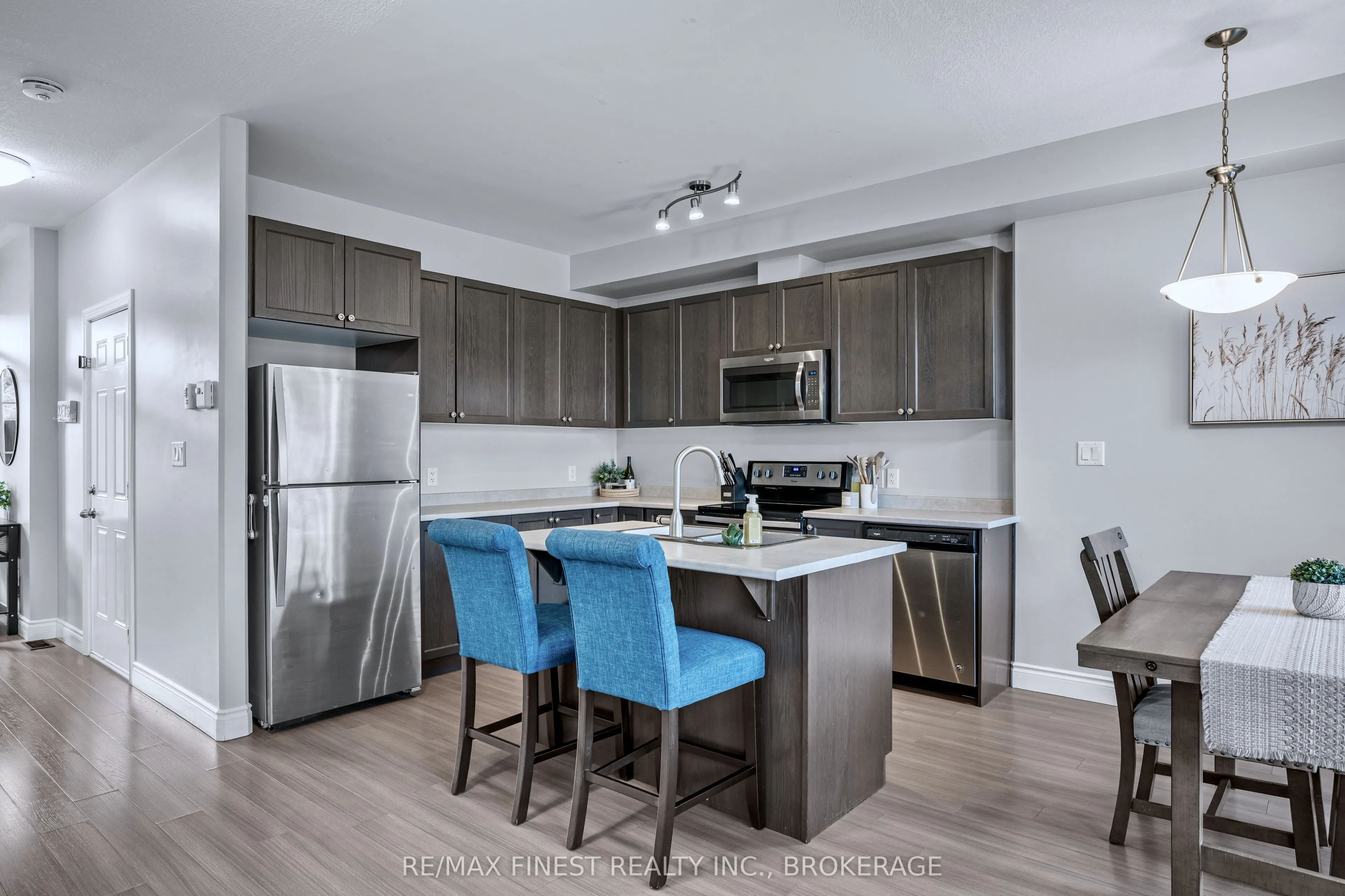 115 DR RICHARD JAMES Crescent