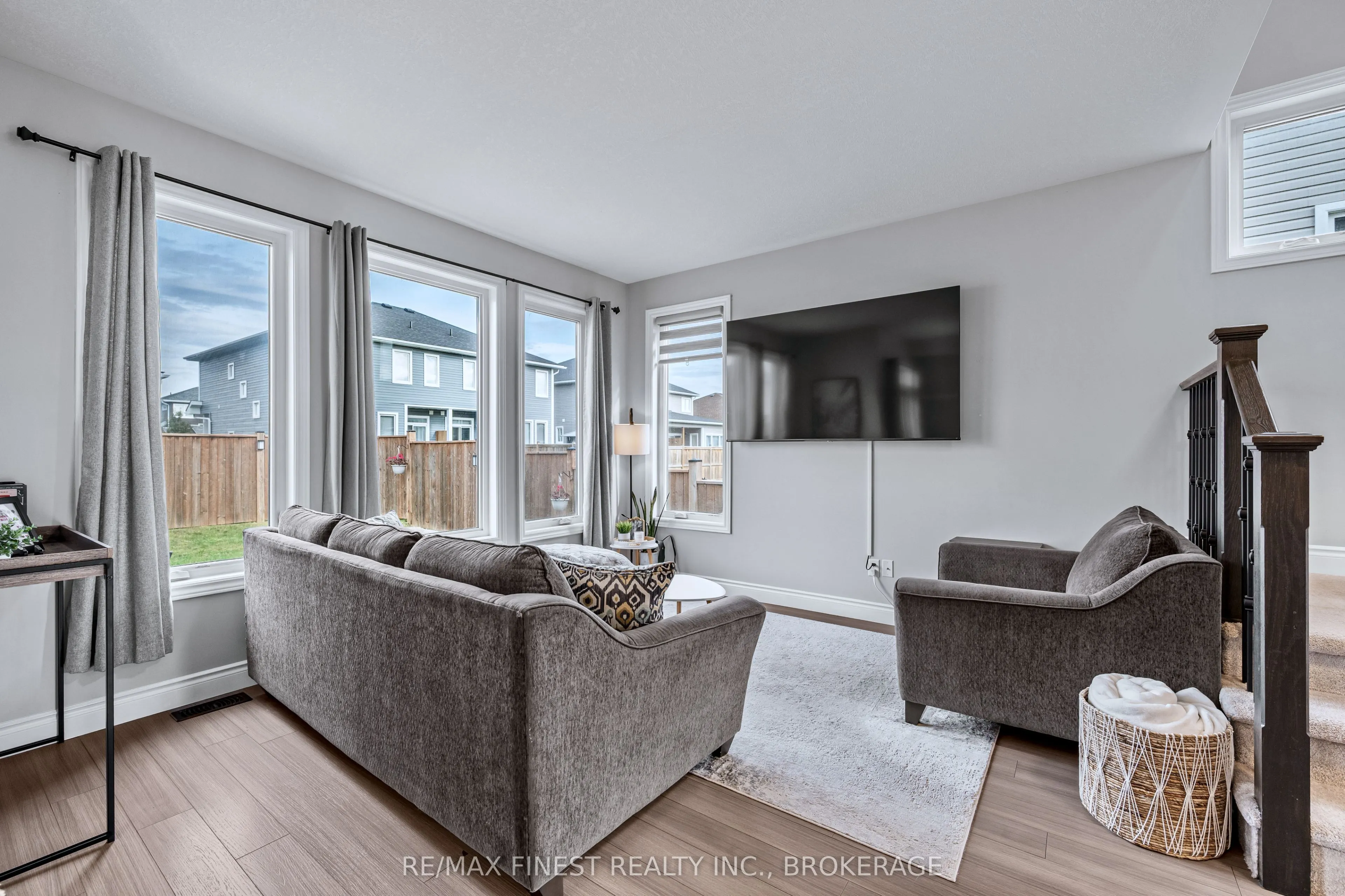 115 DR RICHARD JAMES Crescent