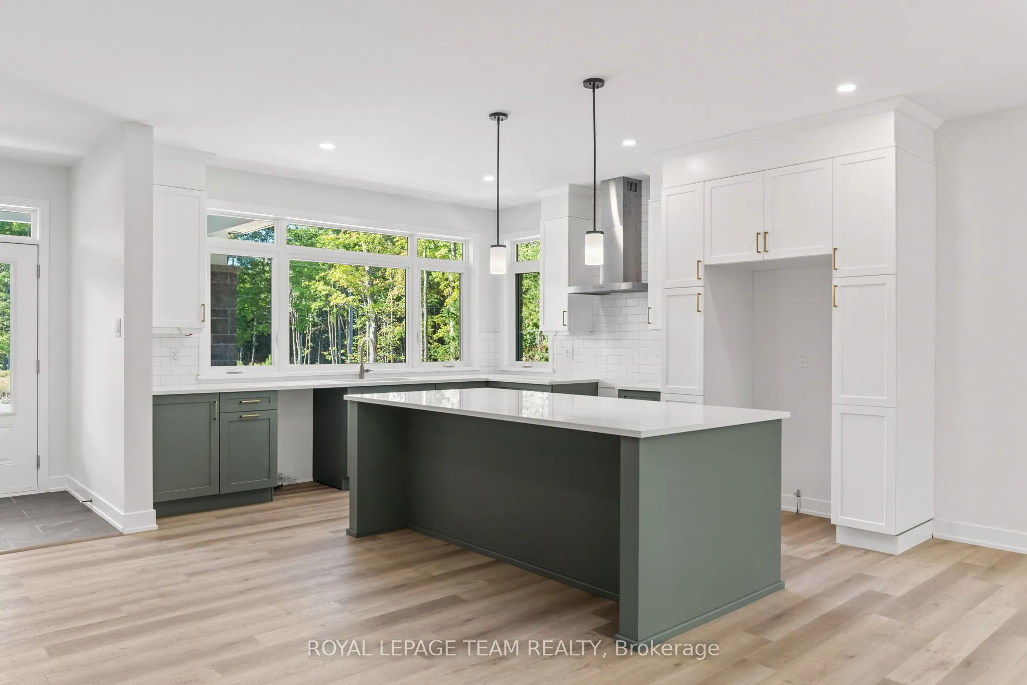 13 Irvin Woermke Street
