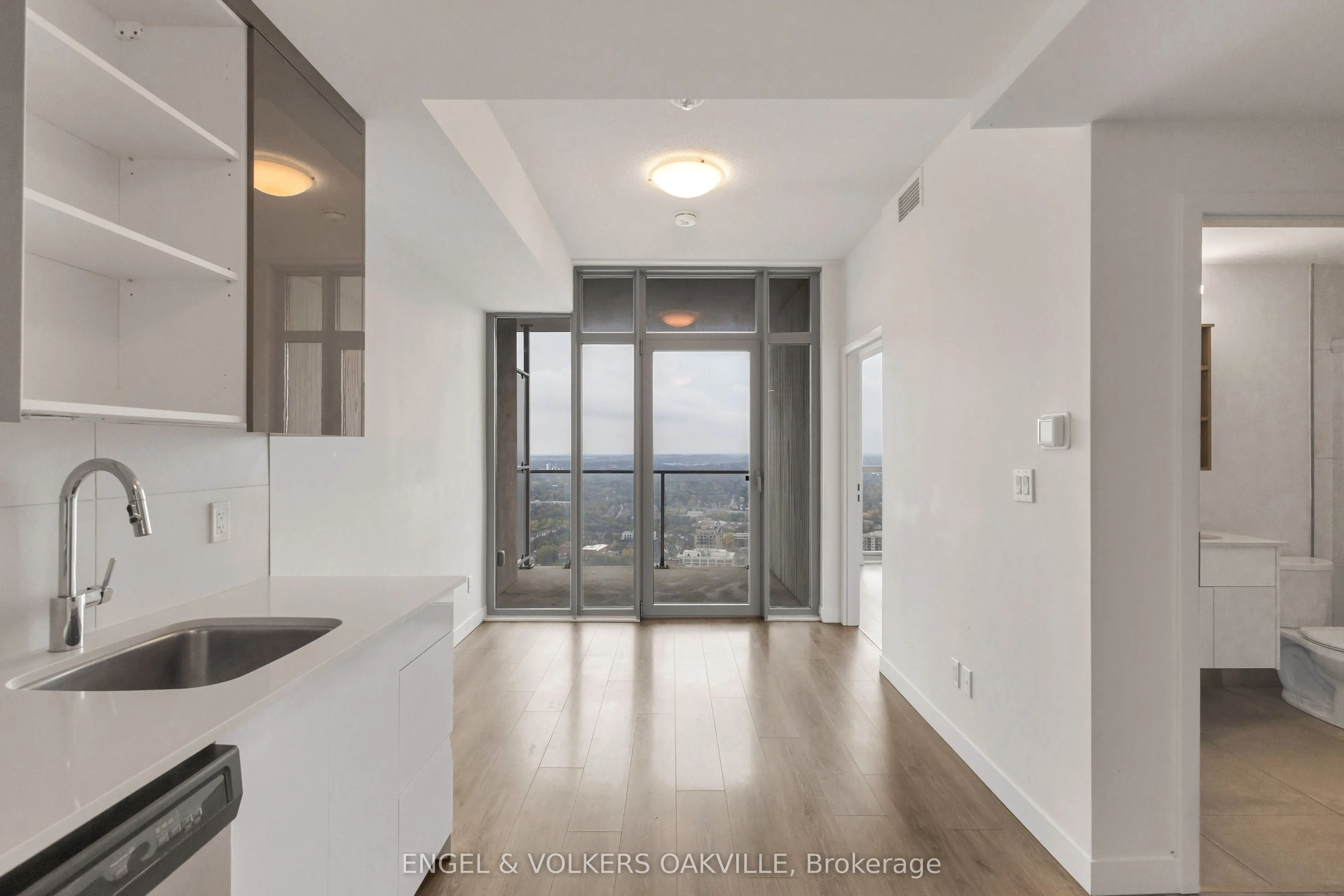 60 Frederick Street #3912