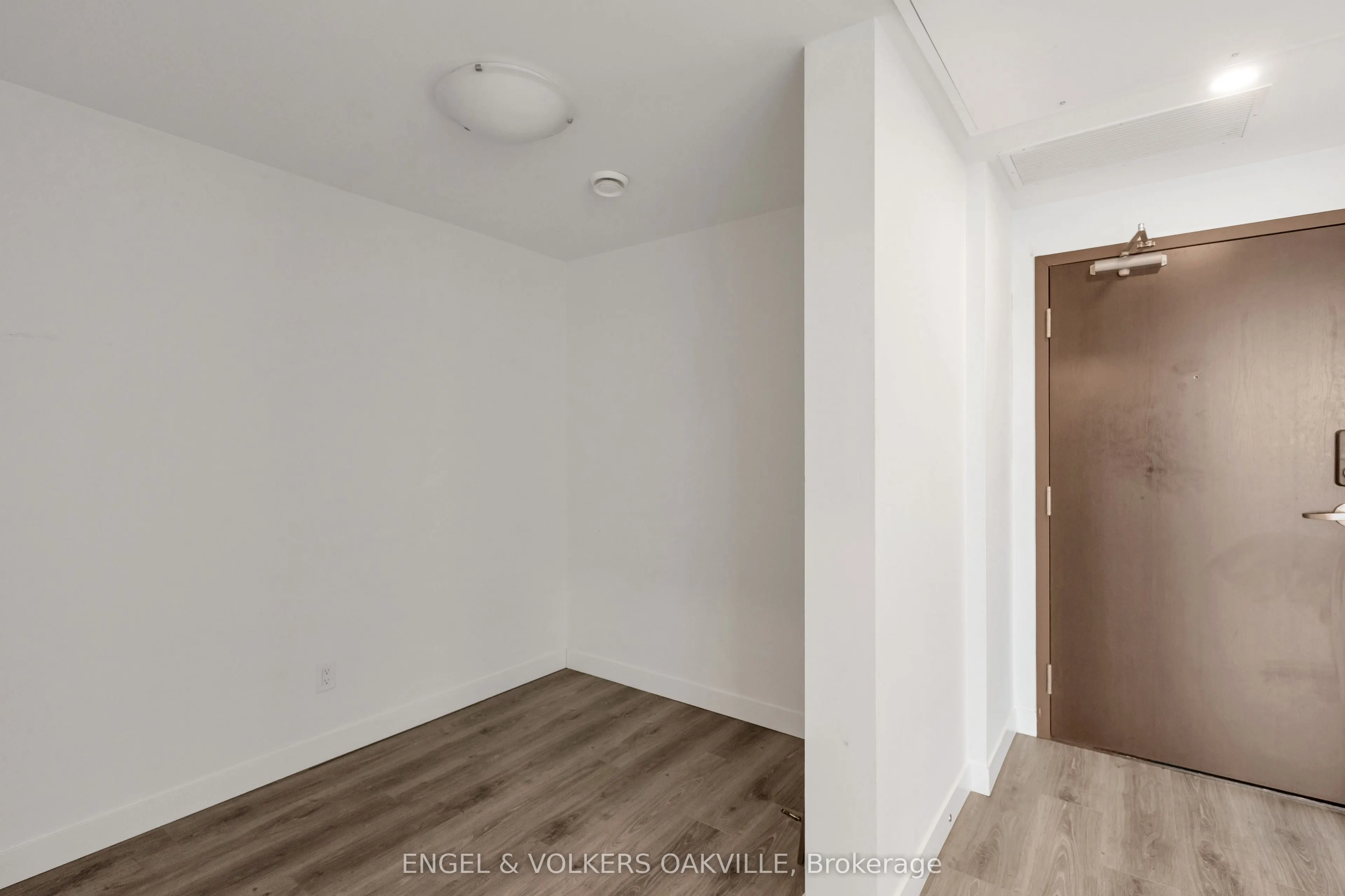 60 Frederick Street #3912