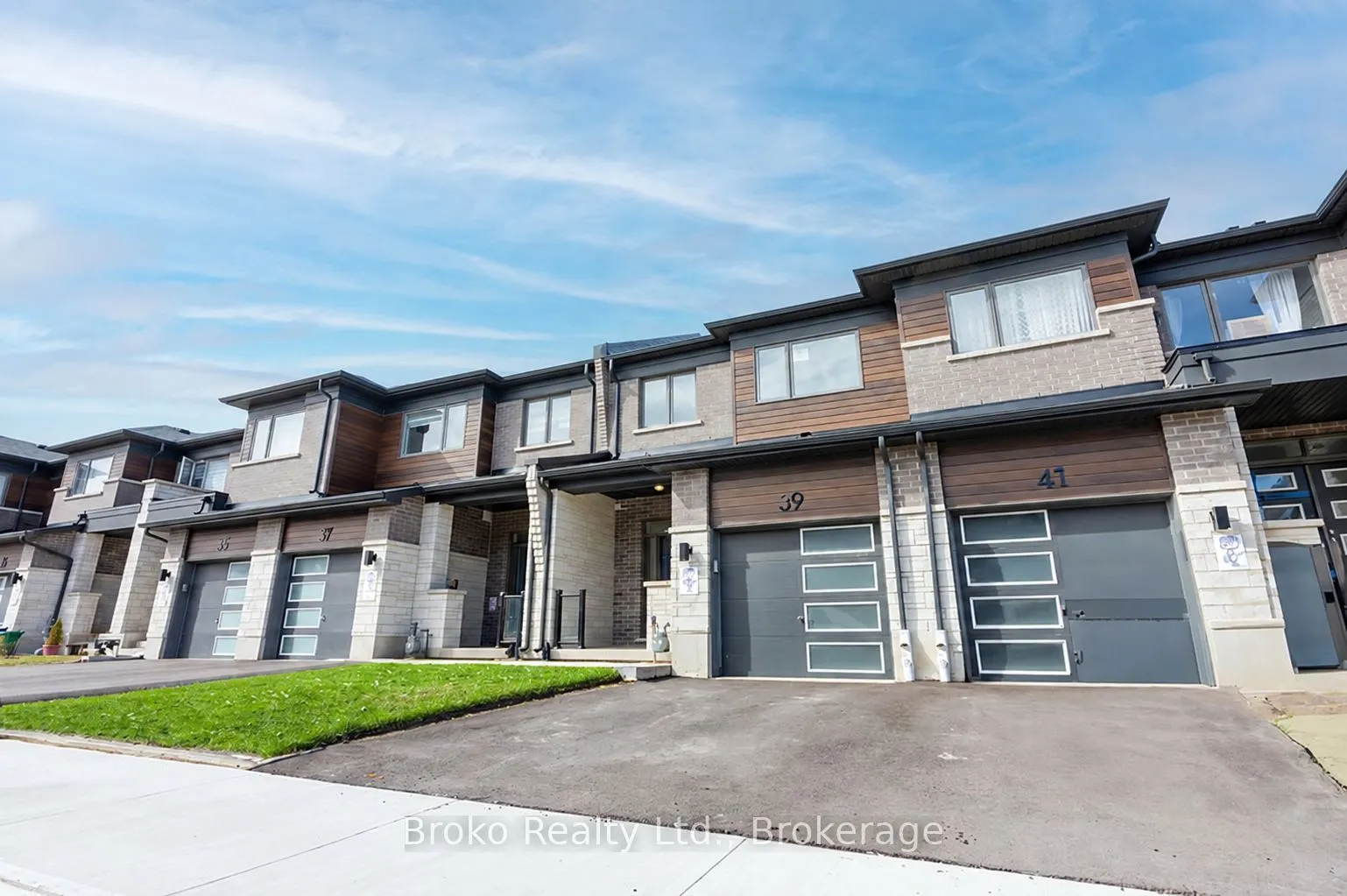 39 Histand Trail