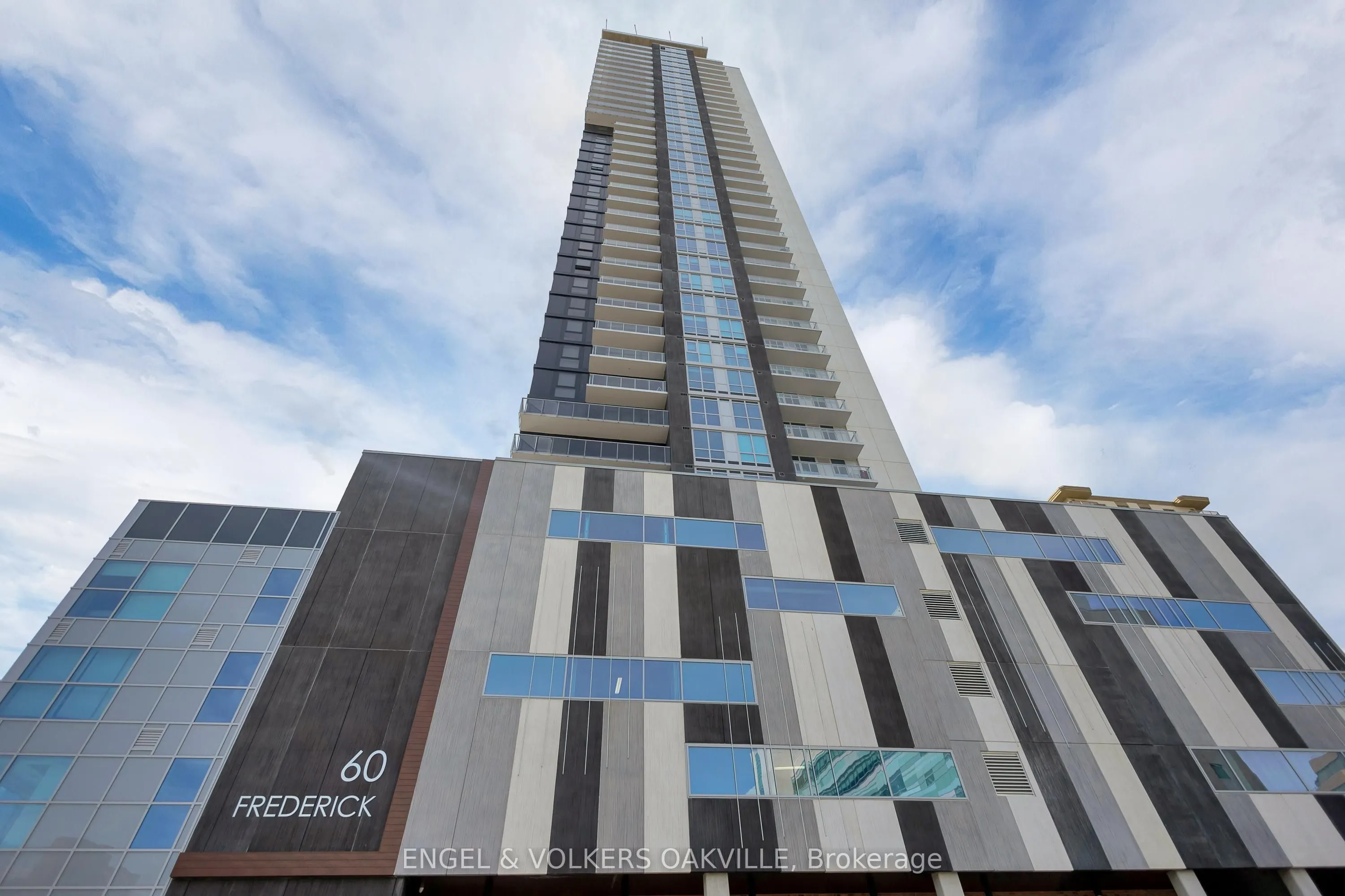 60 Frederick Street #3914