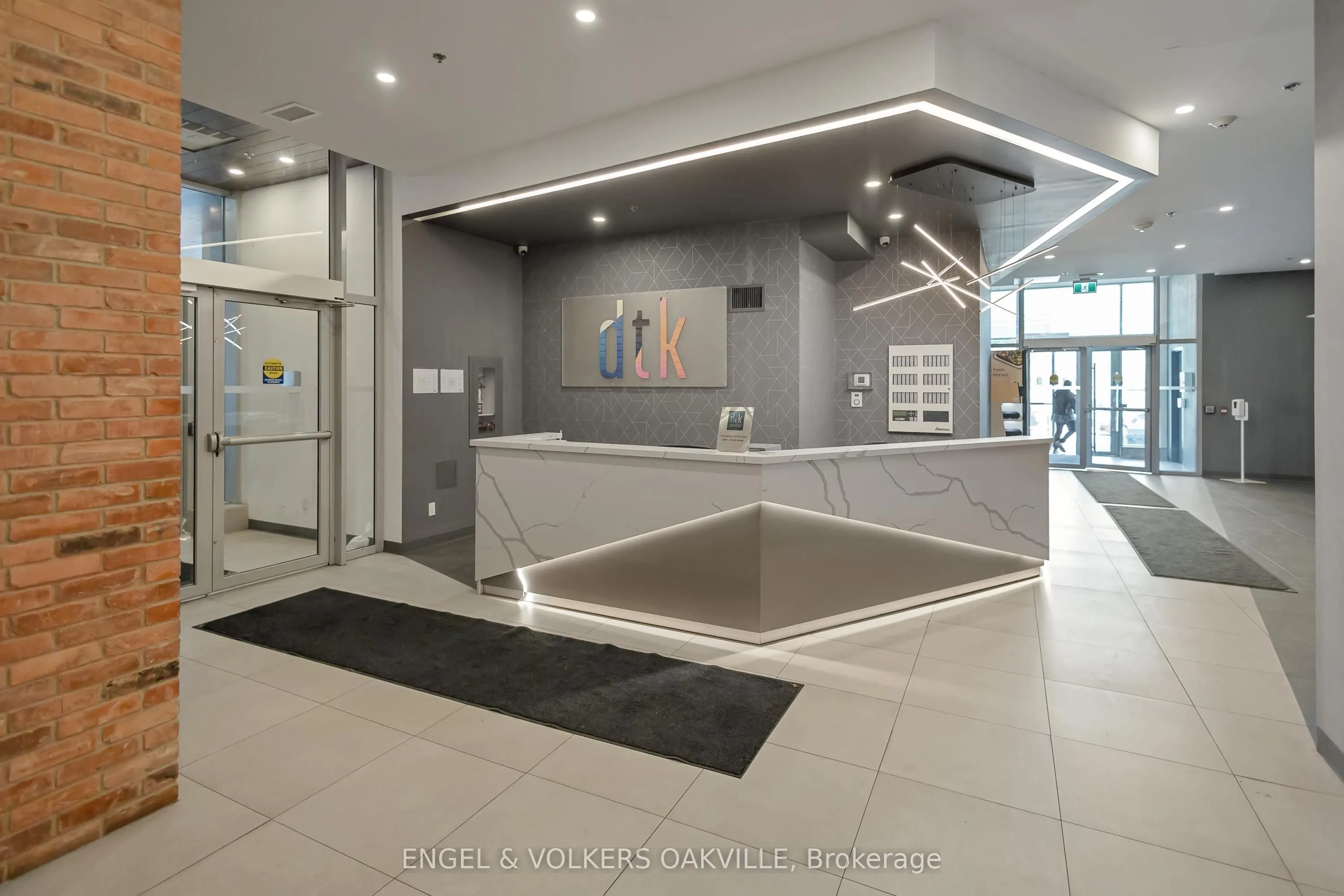 60 Frederick Street #3914