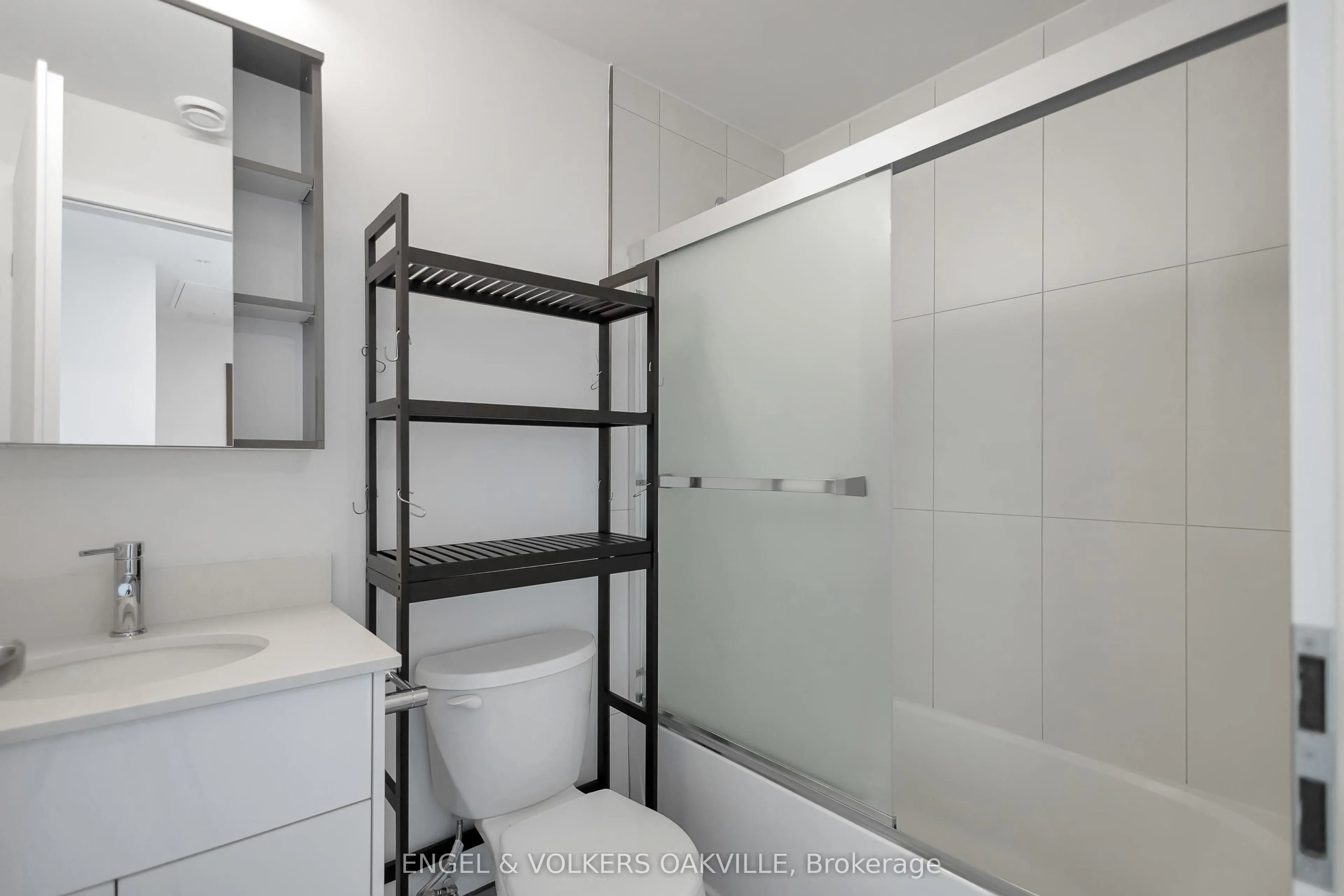 60 Frederick Street #3914