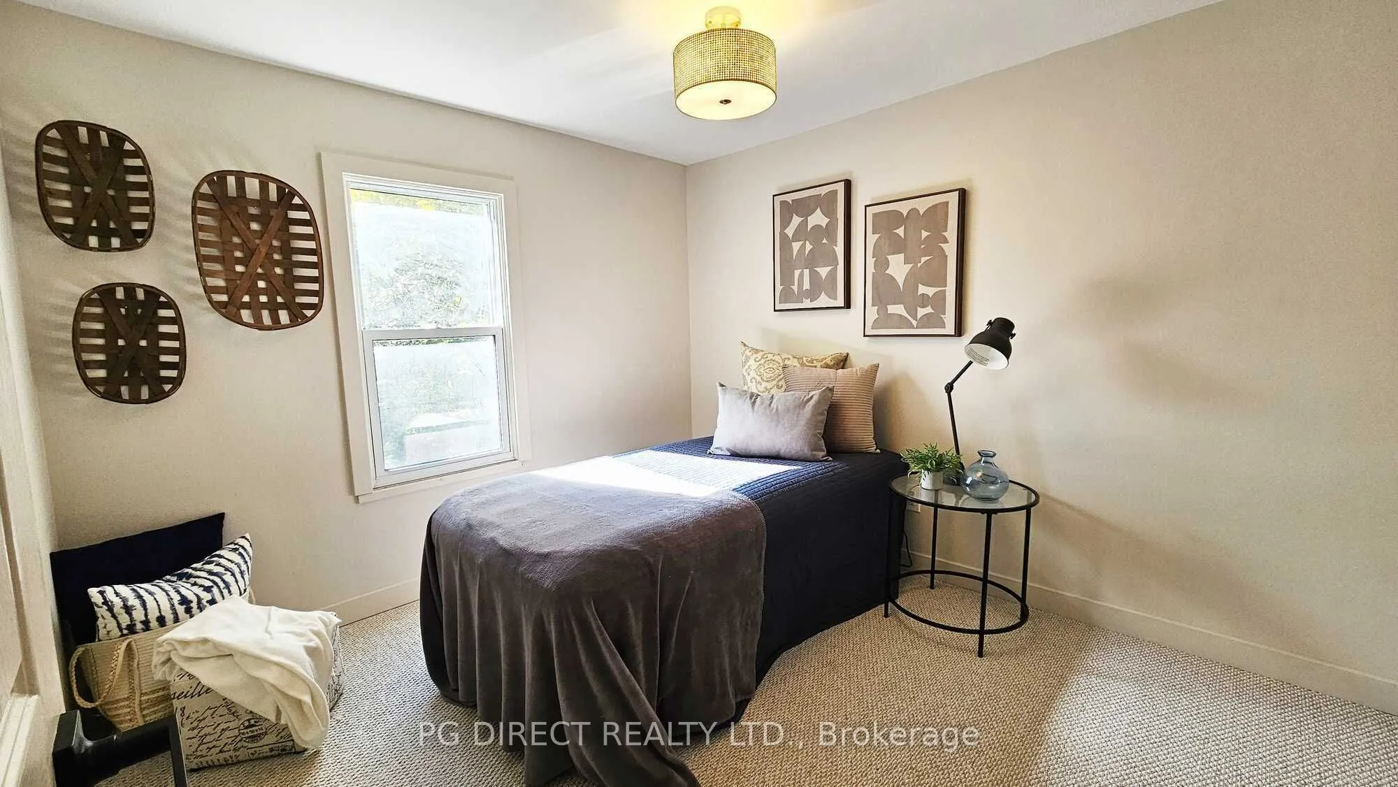 48 Wallbridge Crescent