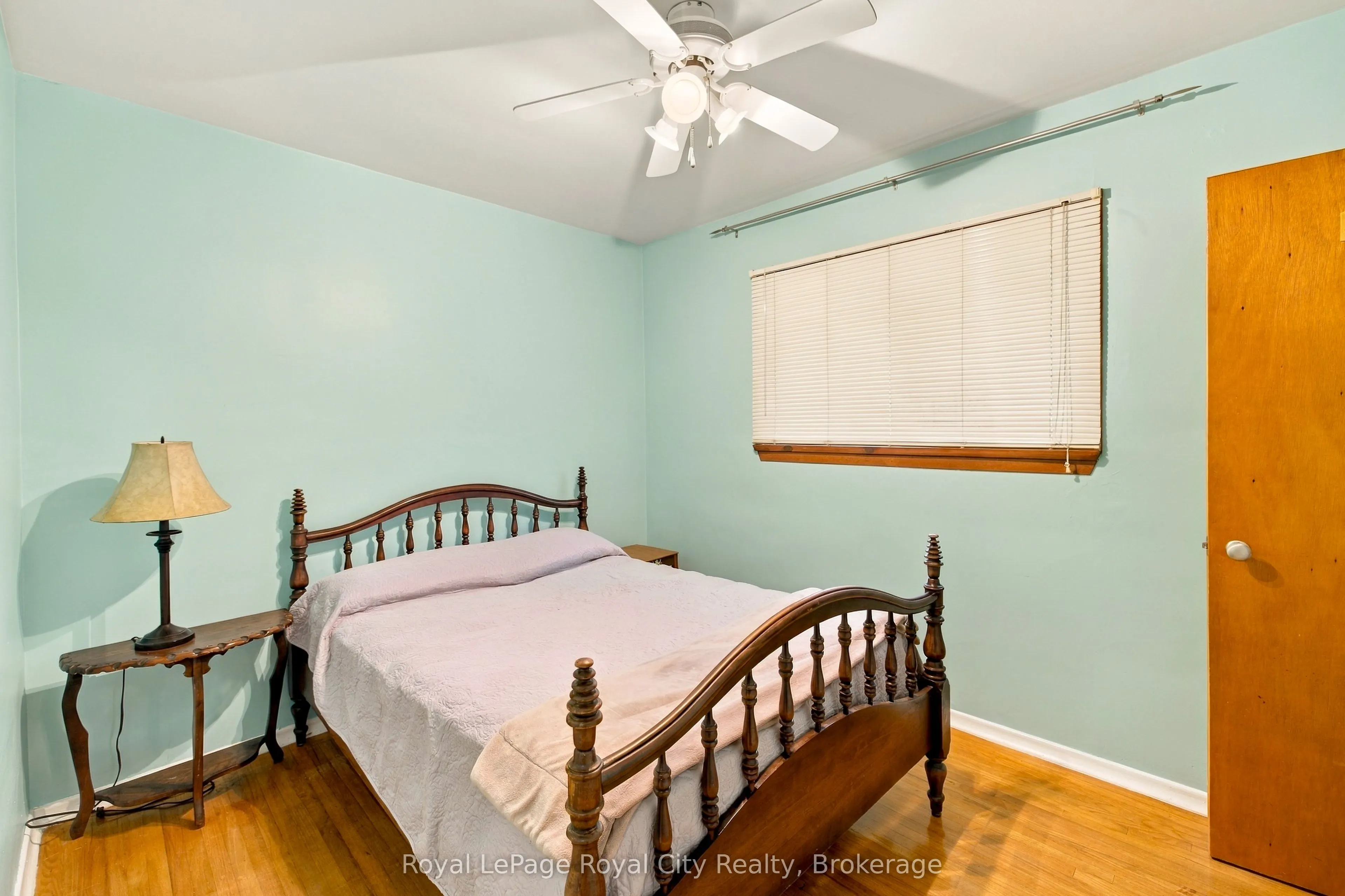 166 Victoria Road N