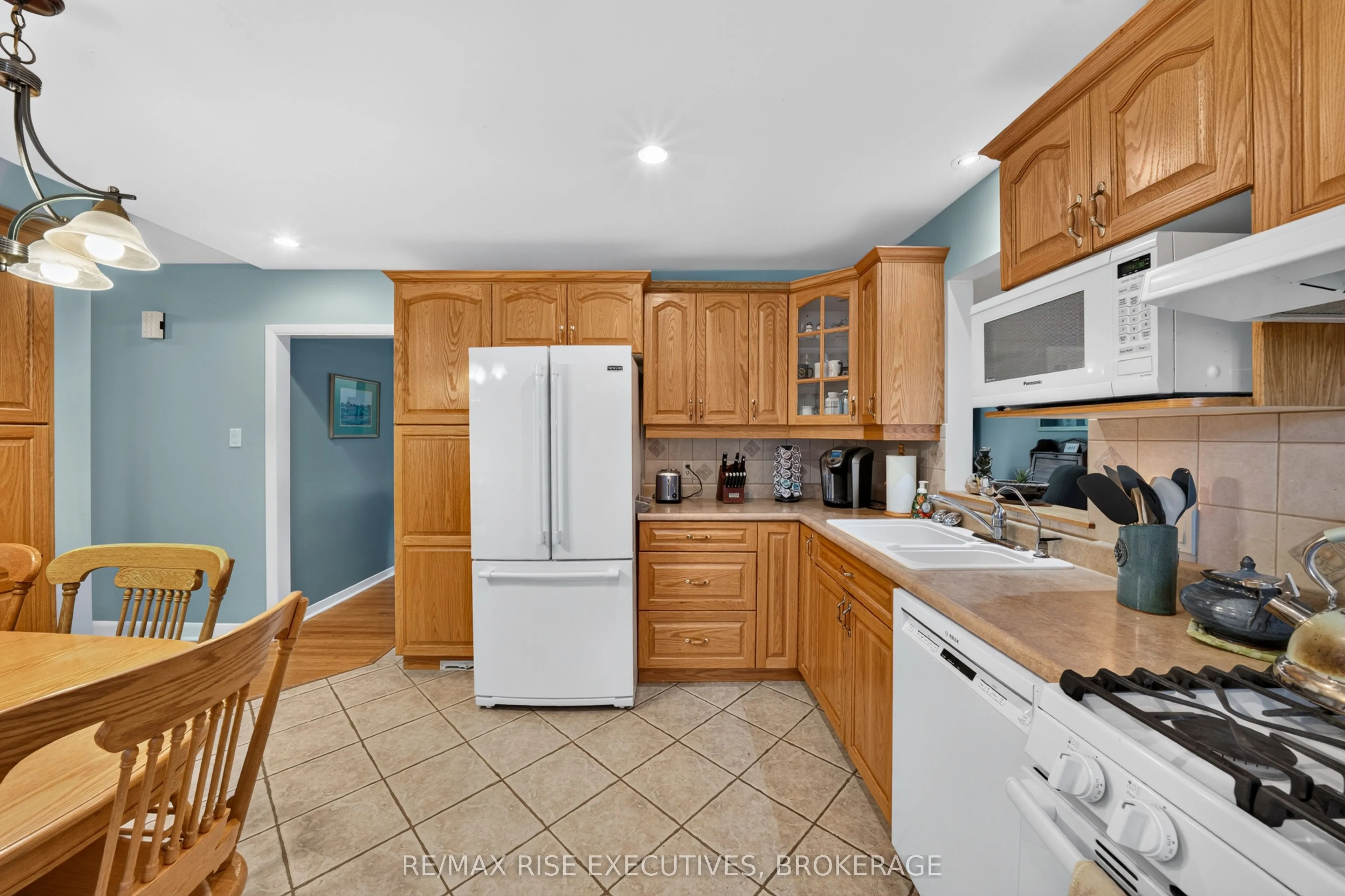 2345 Leeman Road