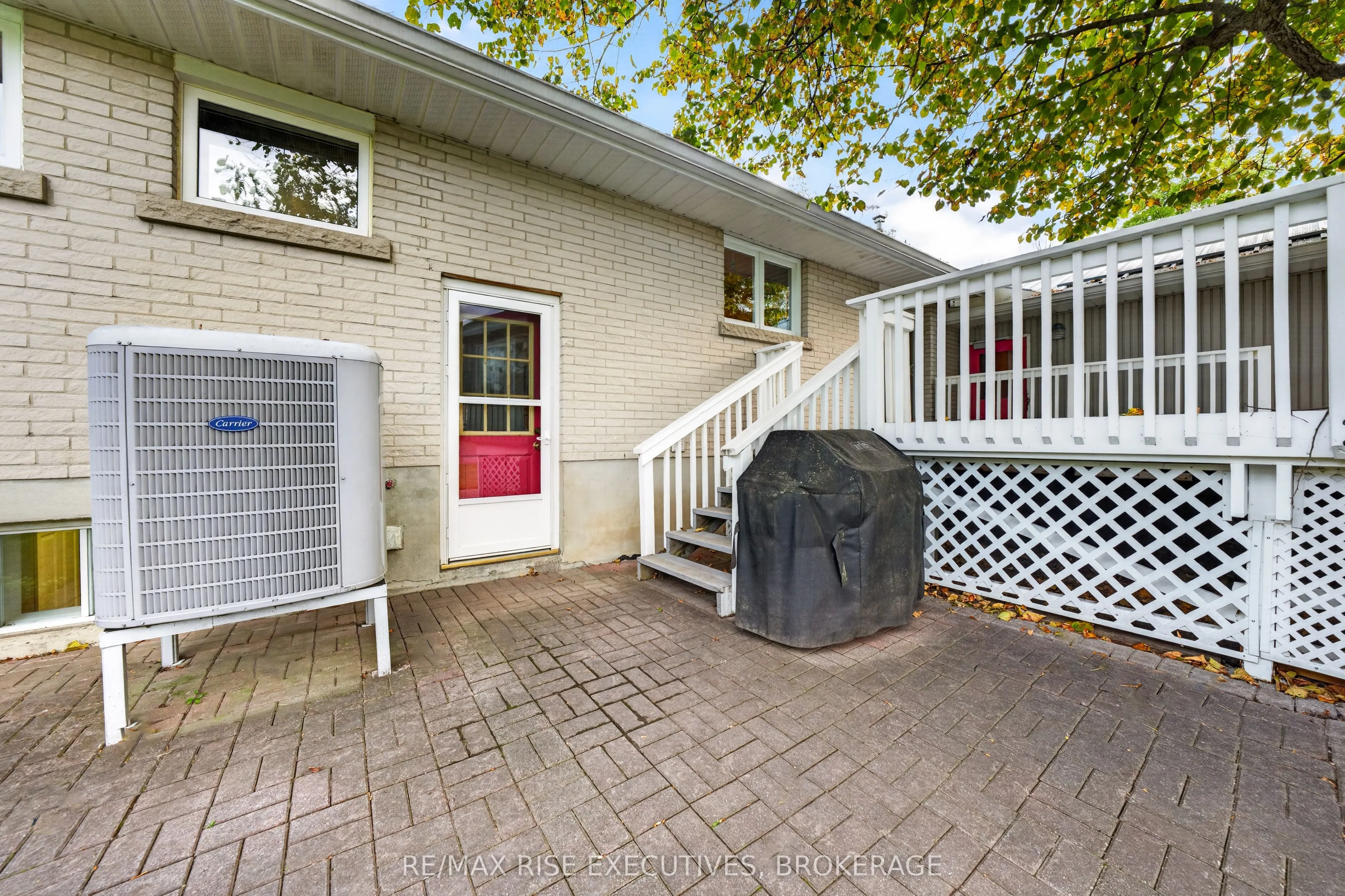 2345 Leeman Road