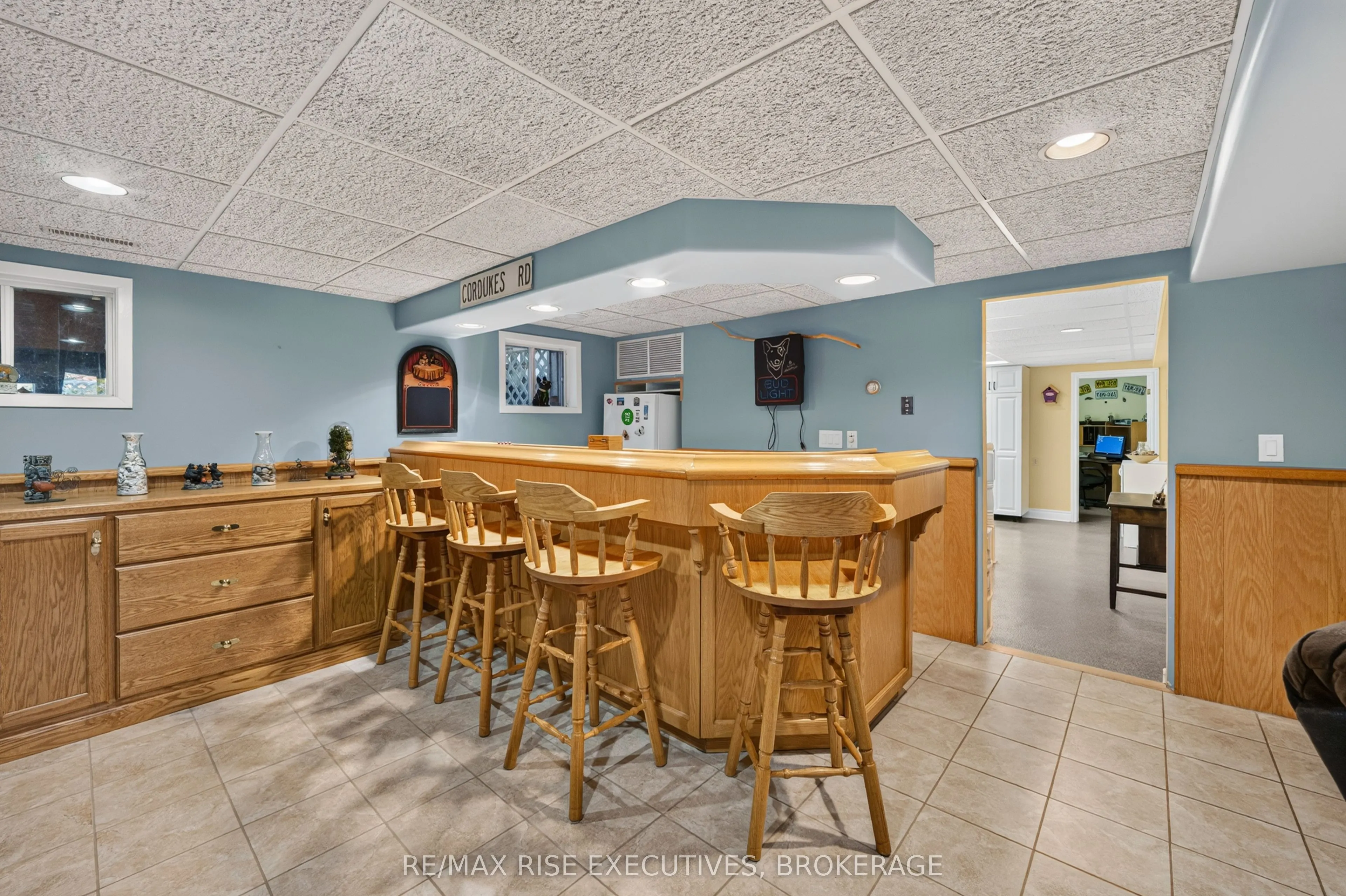 2345 Leeman Road