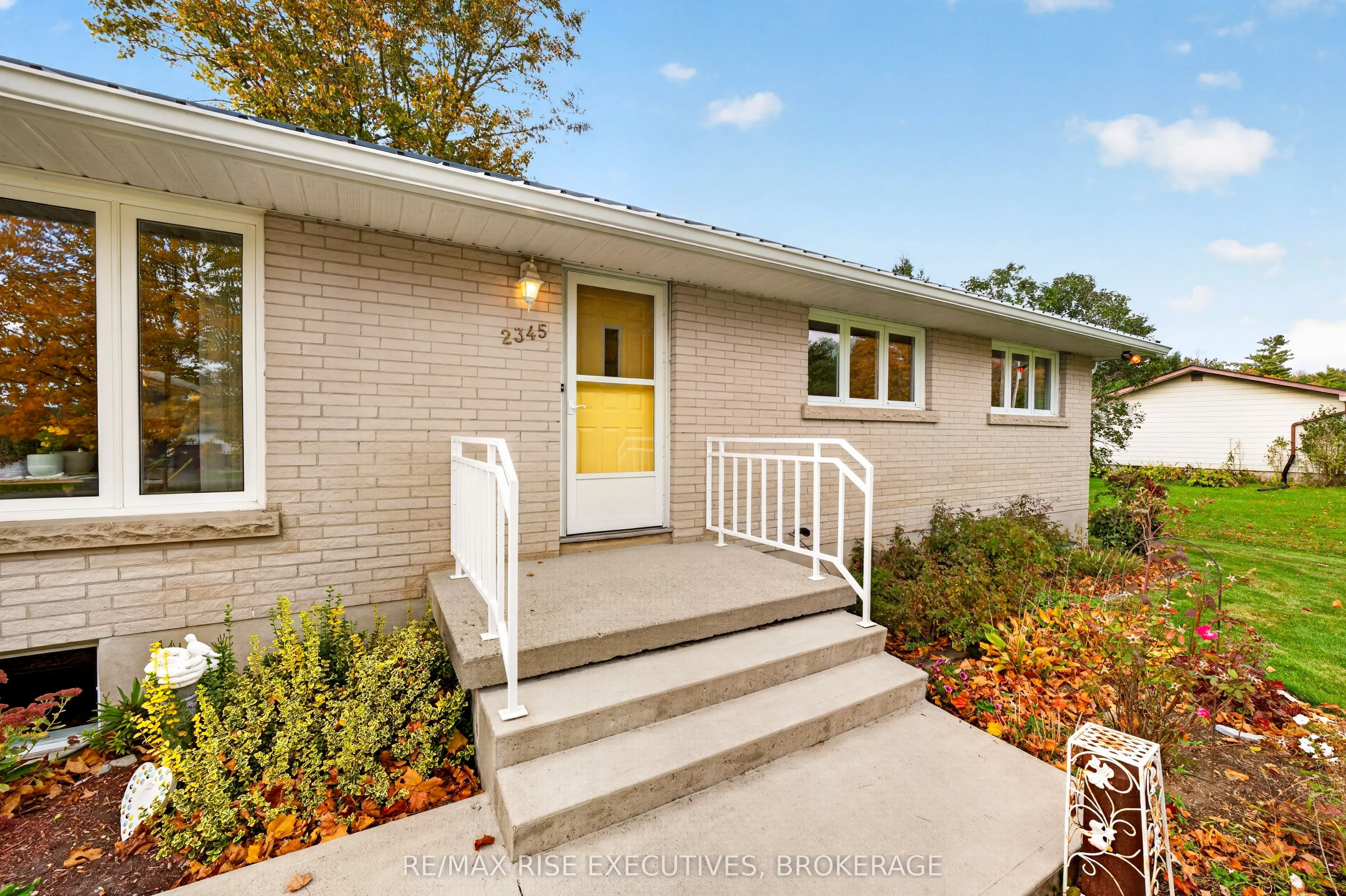 2345 Leeman Road