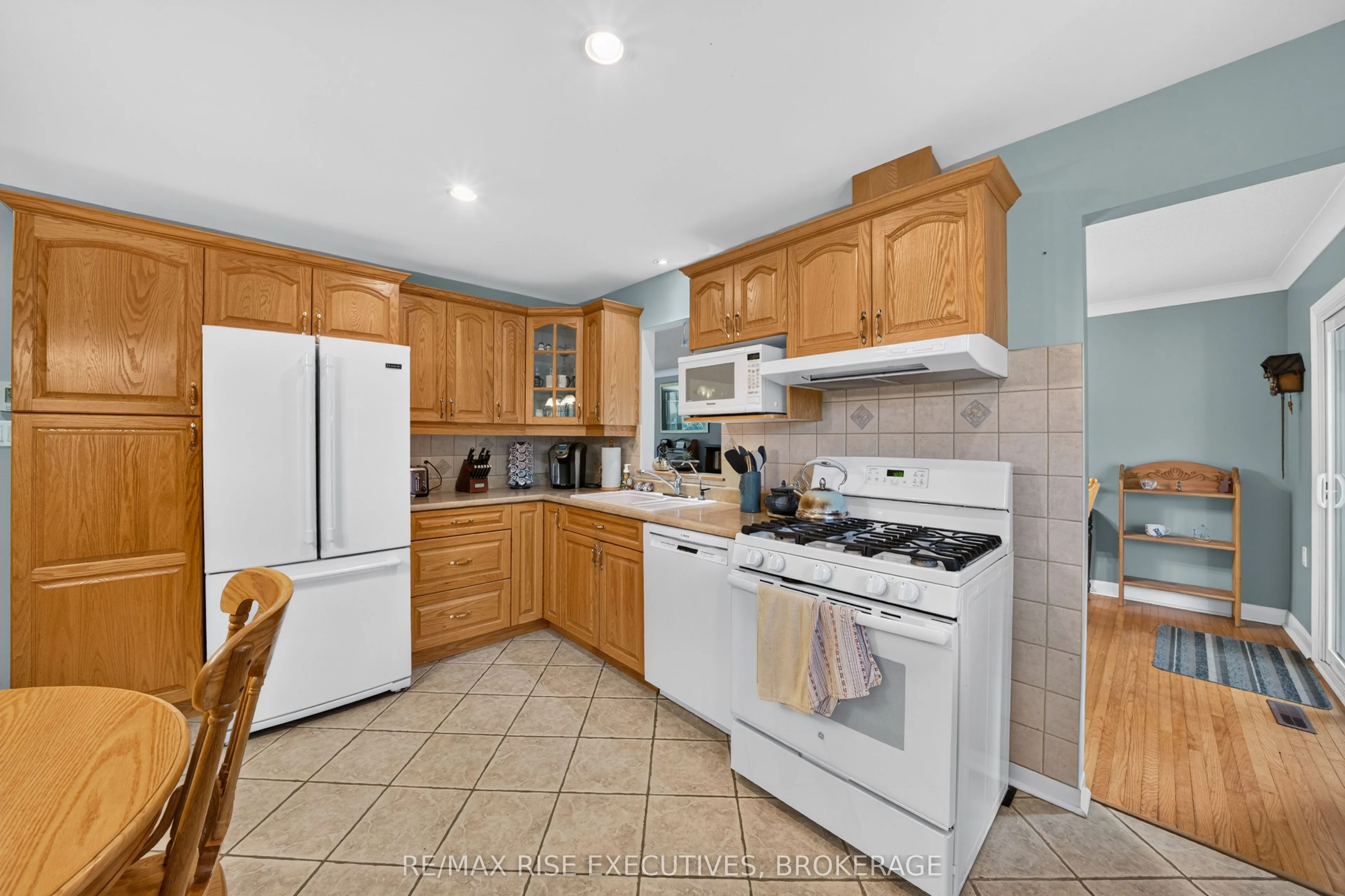 2345 Leeman Road