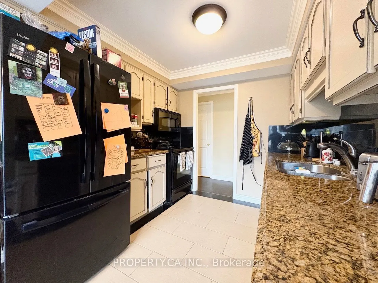 67 Caroline Street S #4A