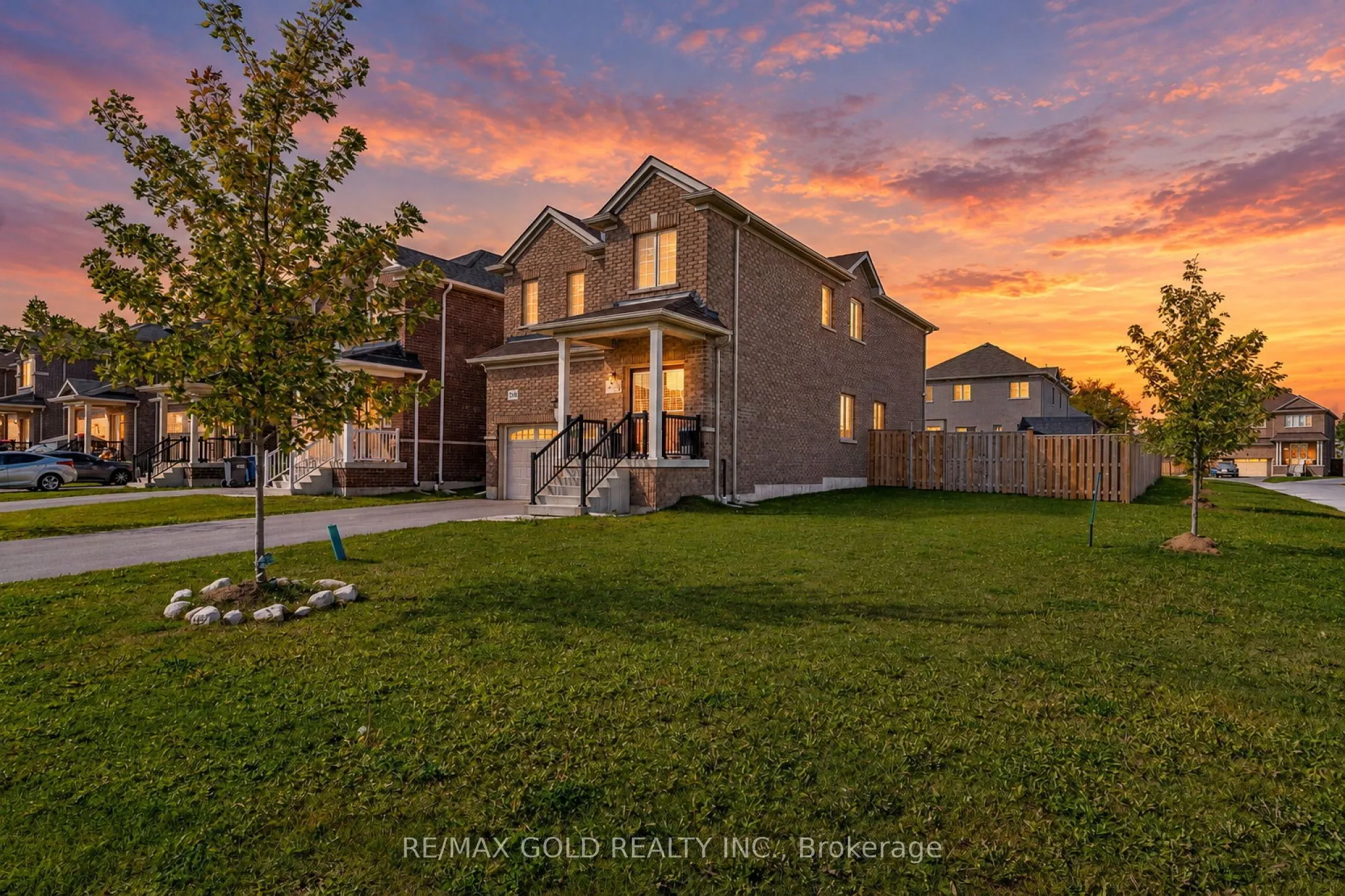 298 Ridley Crescent