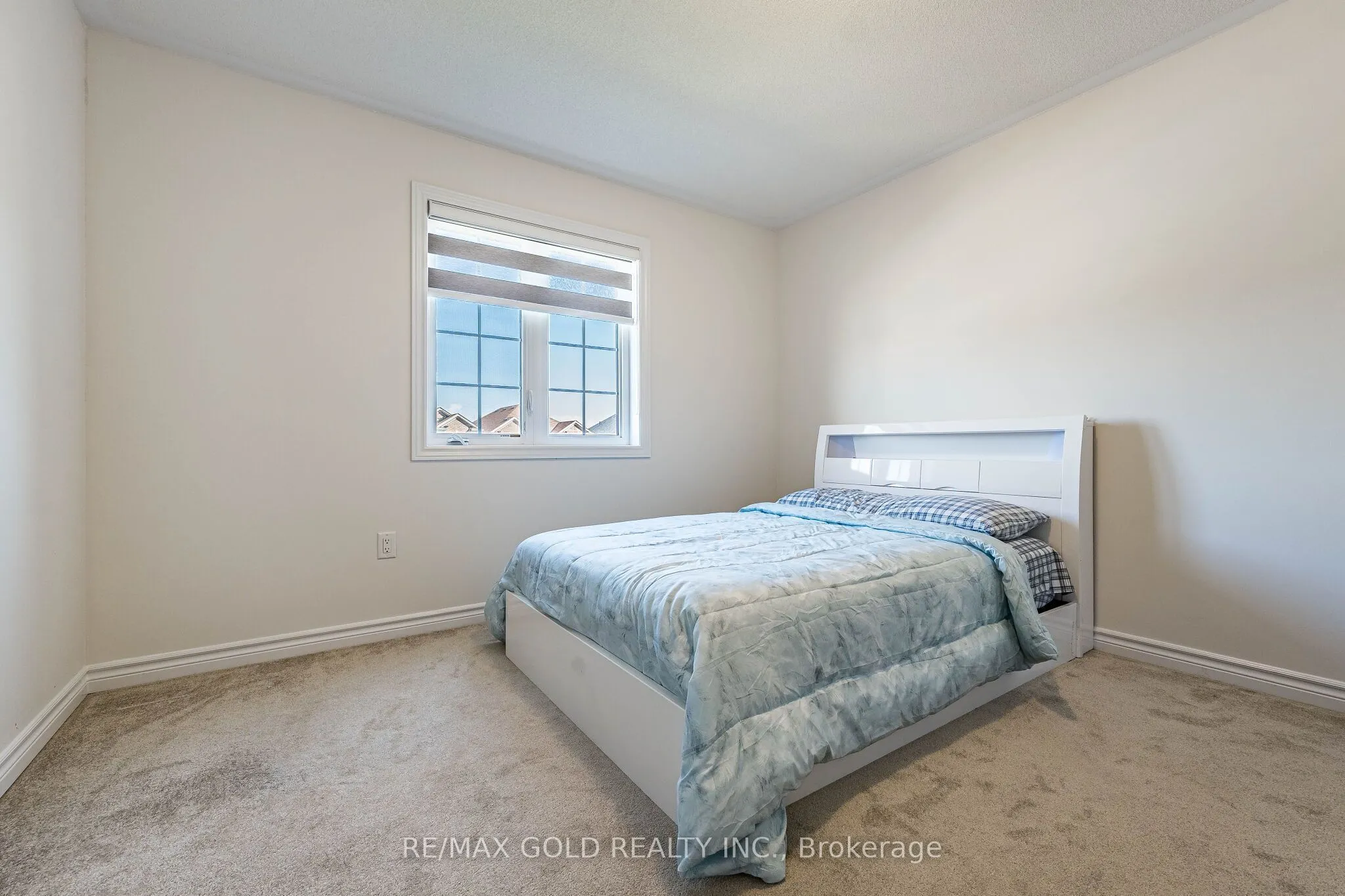 298 Ridley Crescent