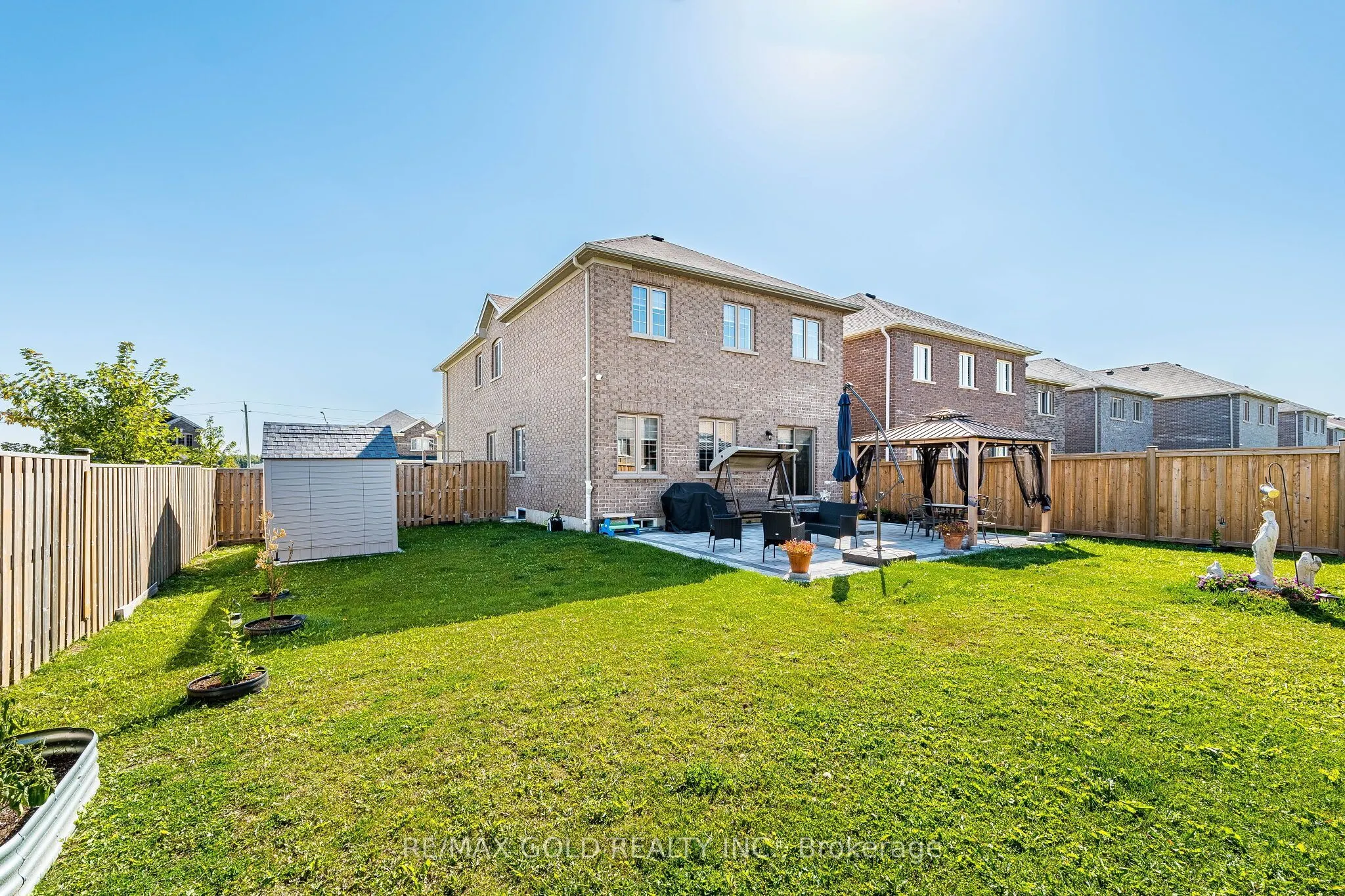 298 Ridley Crescent