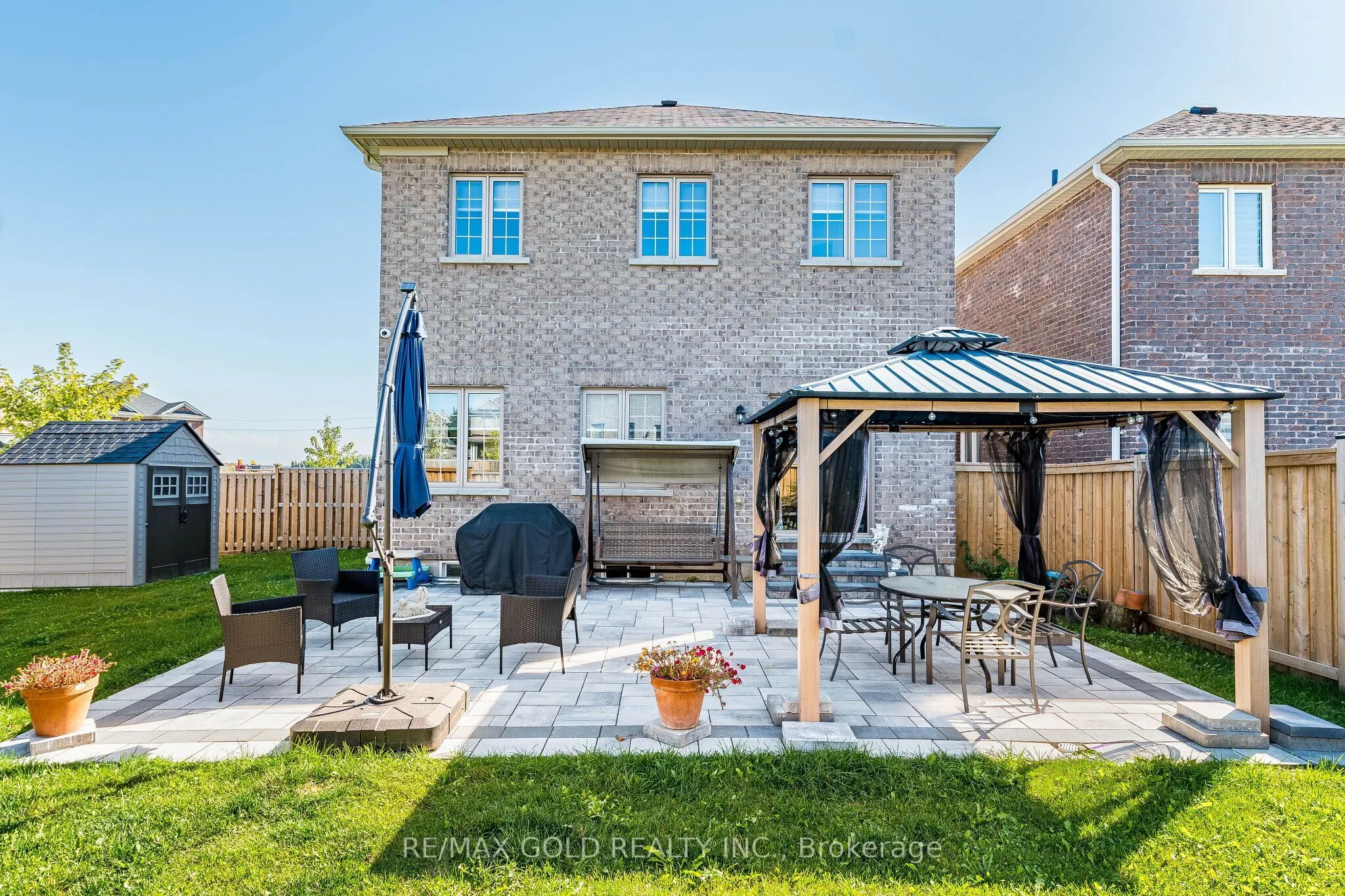 298 Ridley Crescent