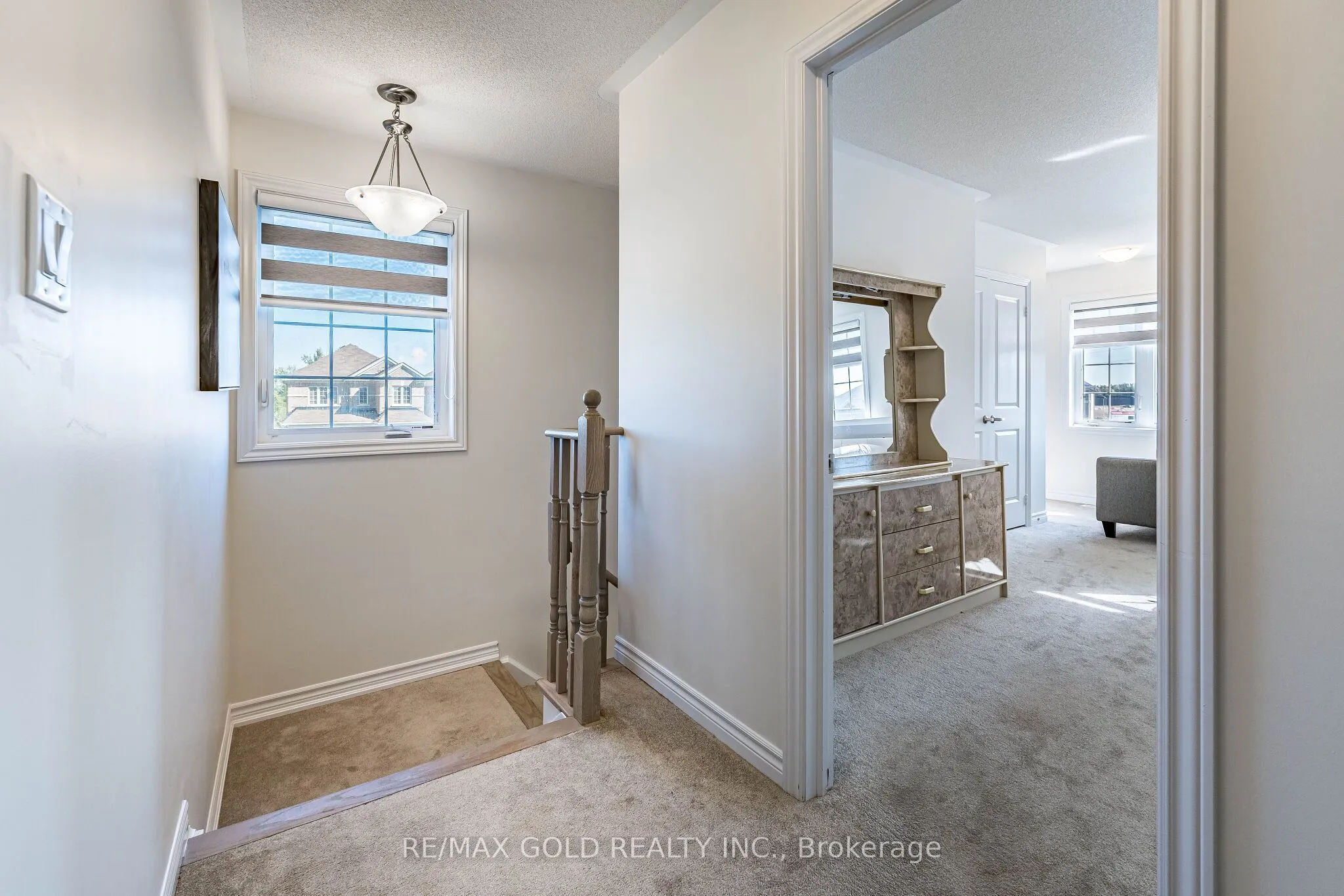 298 Ridley Crescent