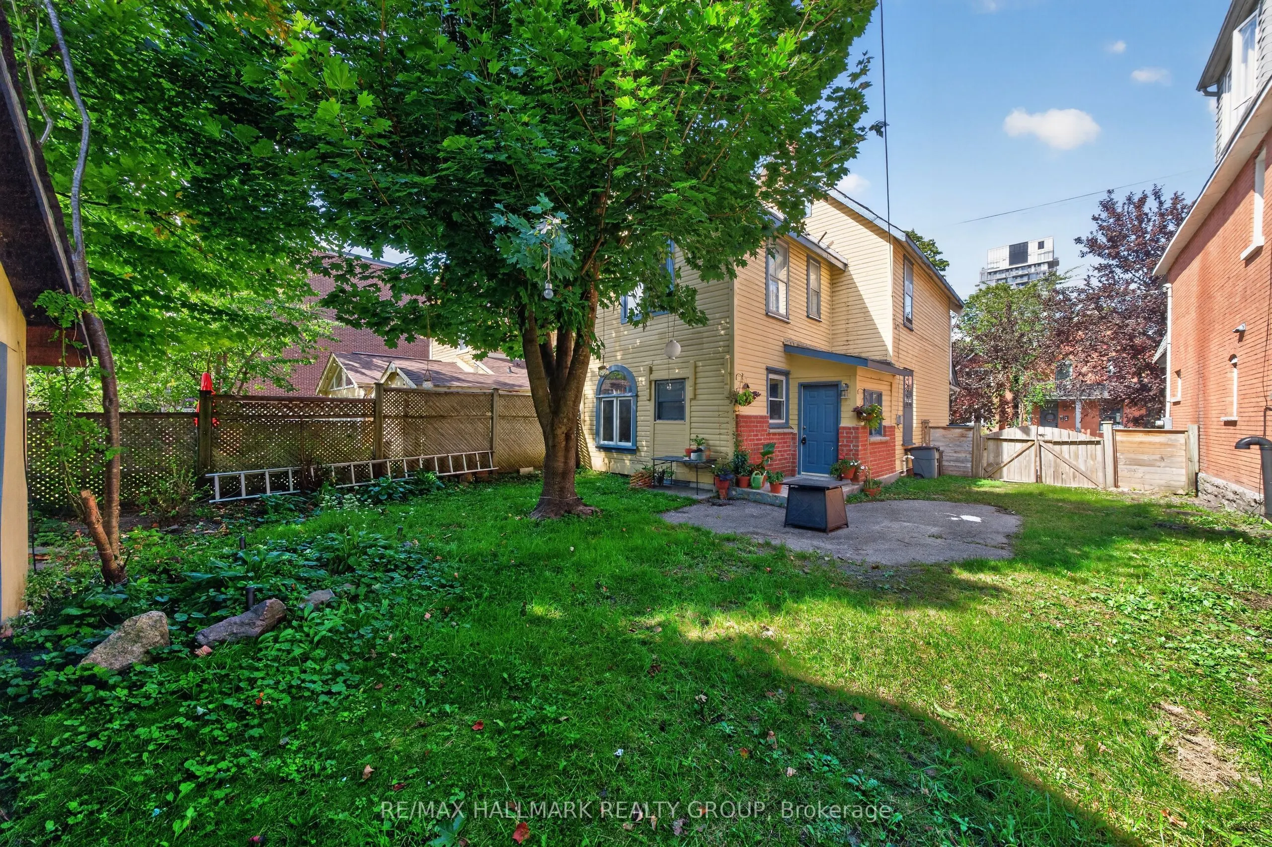 182 Pretoria Avenue
