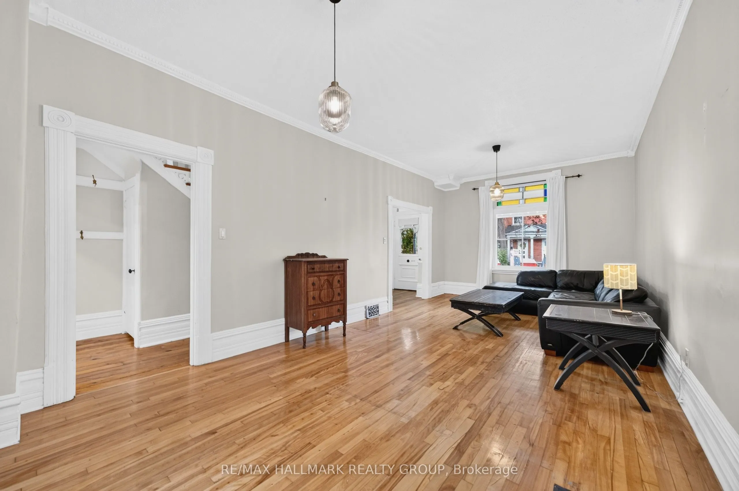 182 Pretoria Avenue