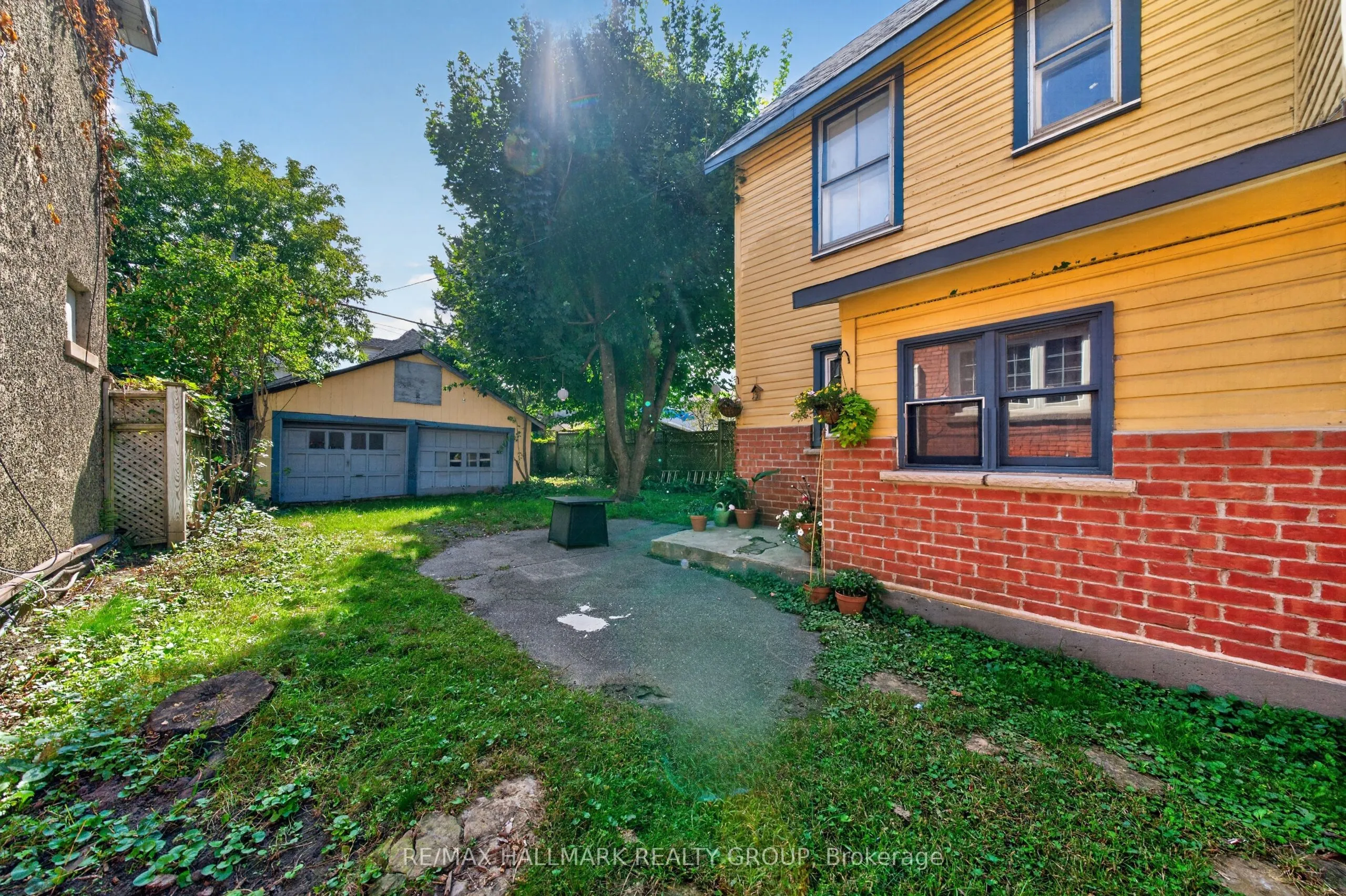 182 Pretoria Avenue