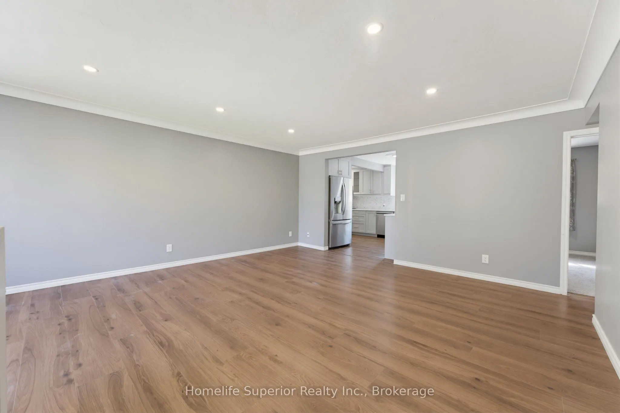 41 Wiltshire Drive N