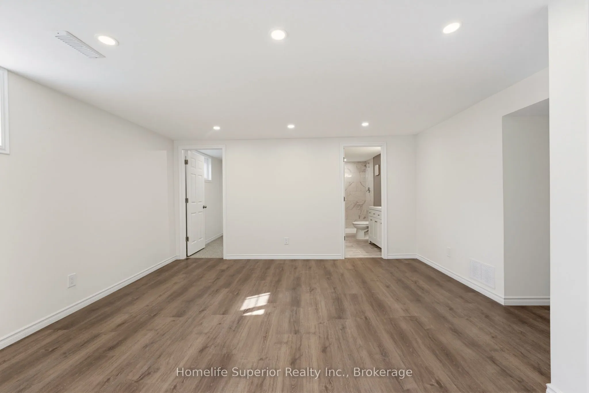 41 Wiltshire Drive N