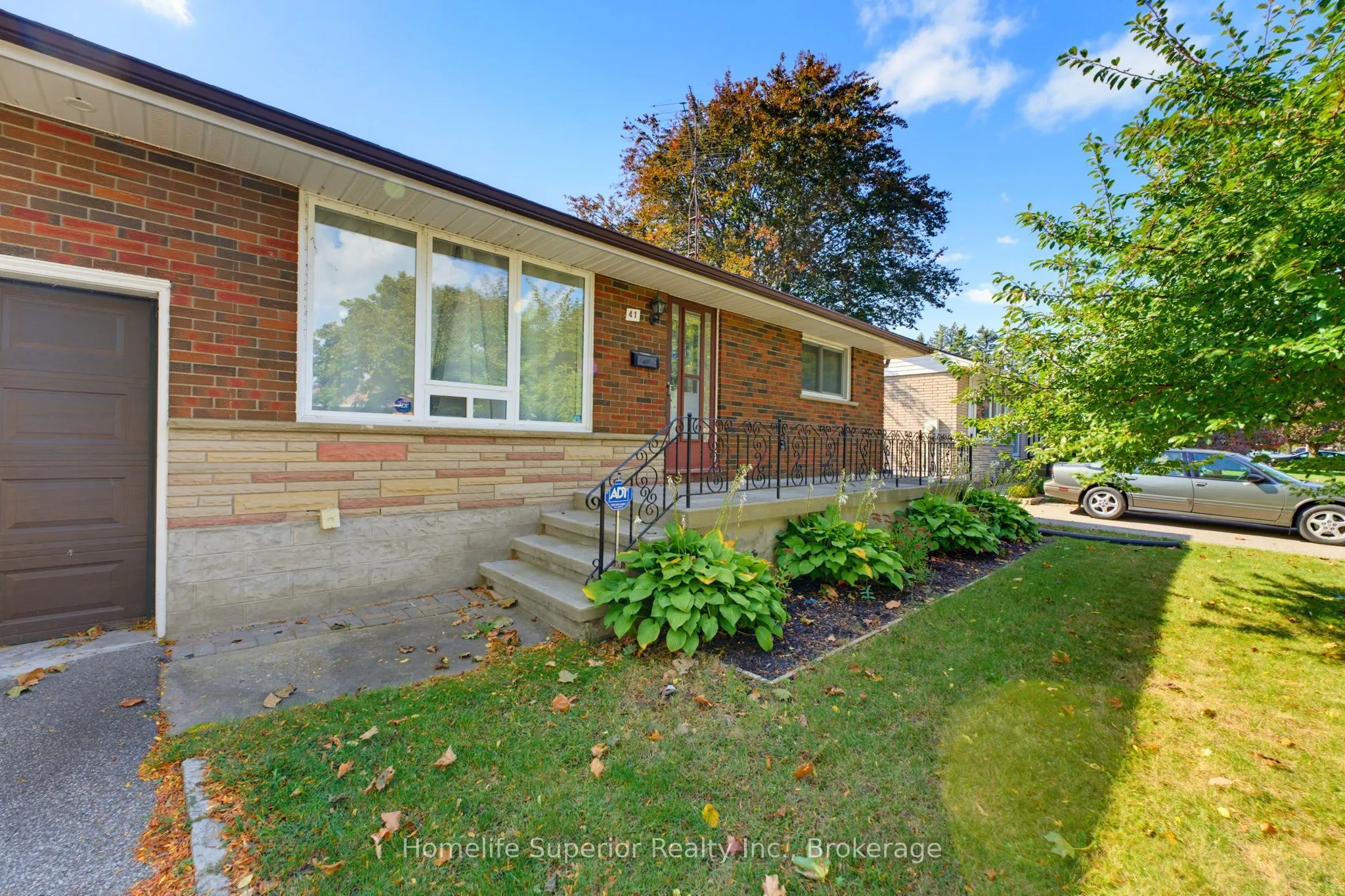 41 Wiltshire Drive N