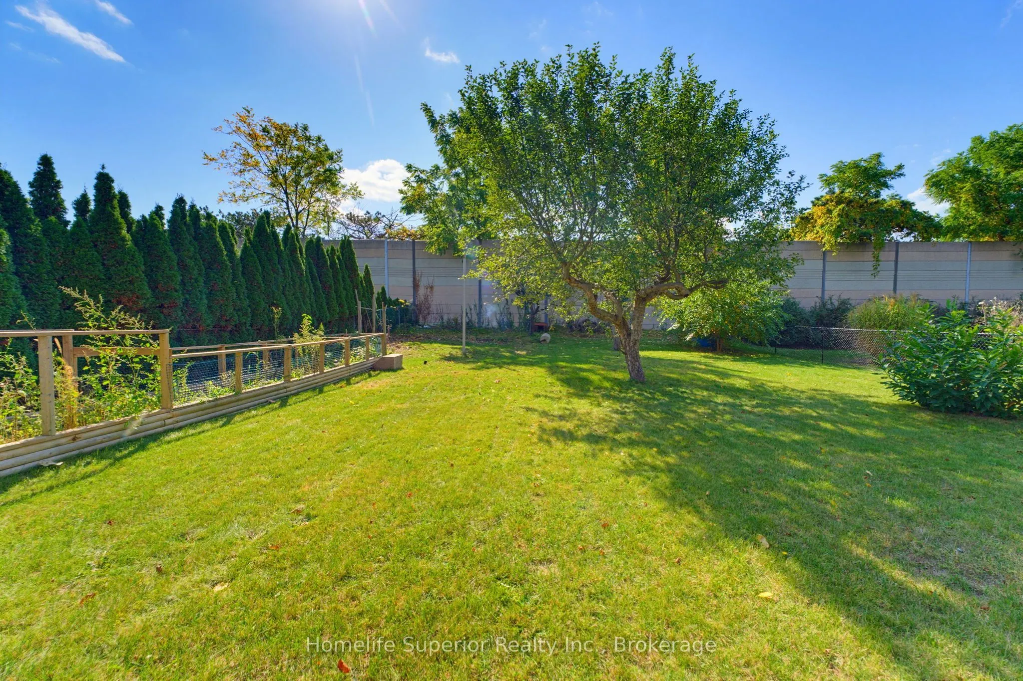 41 Wiltshire Drive N