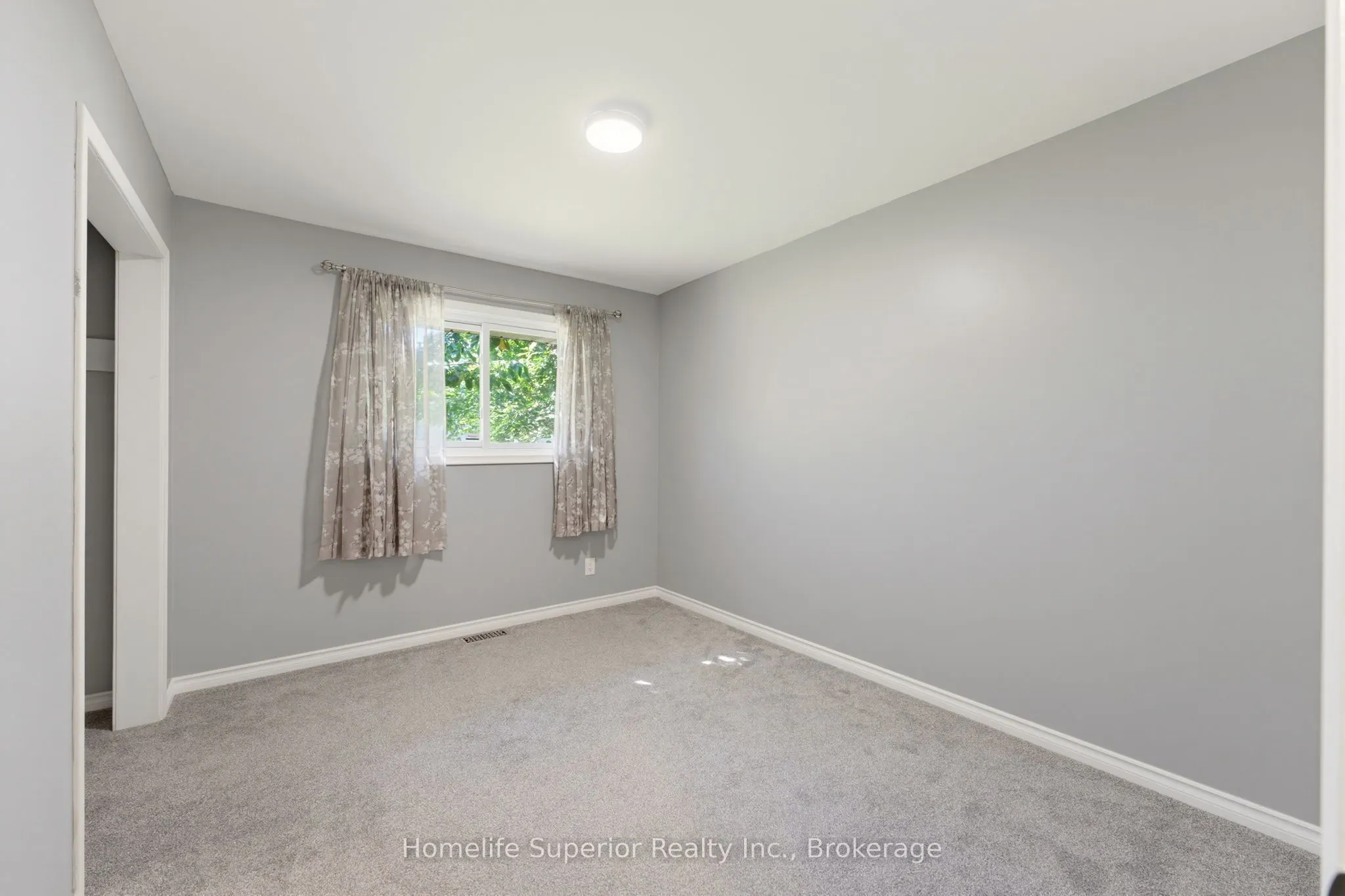 41 Wiltshire Drive N