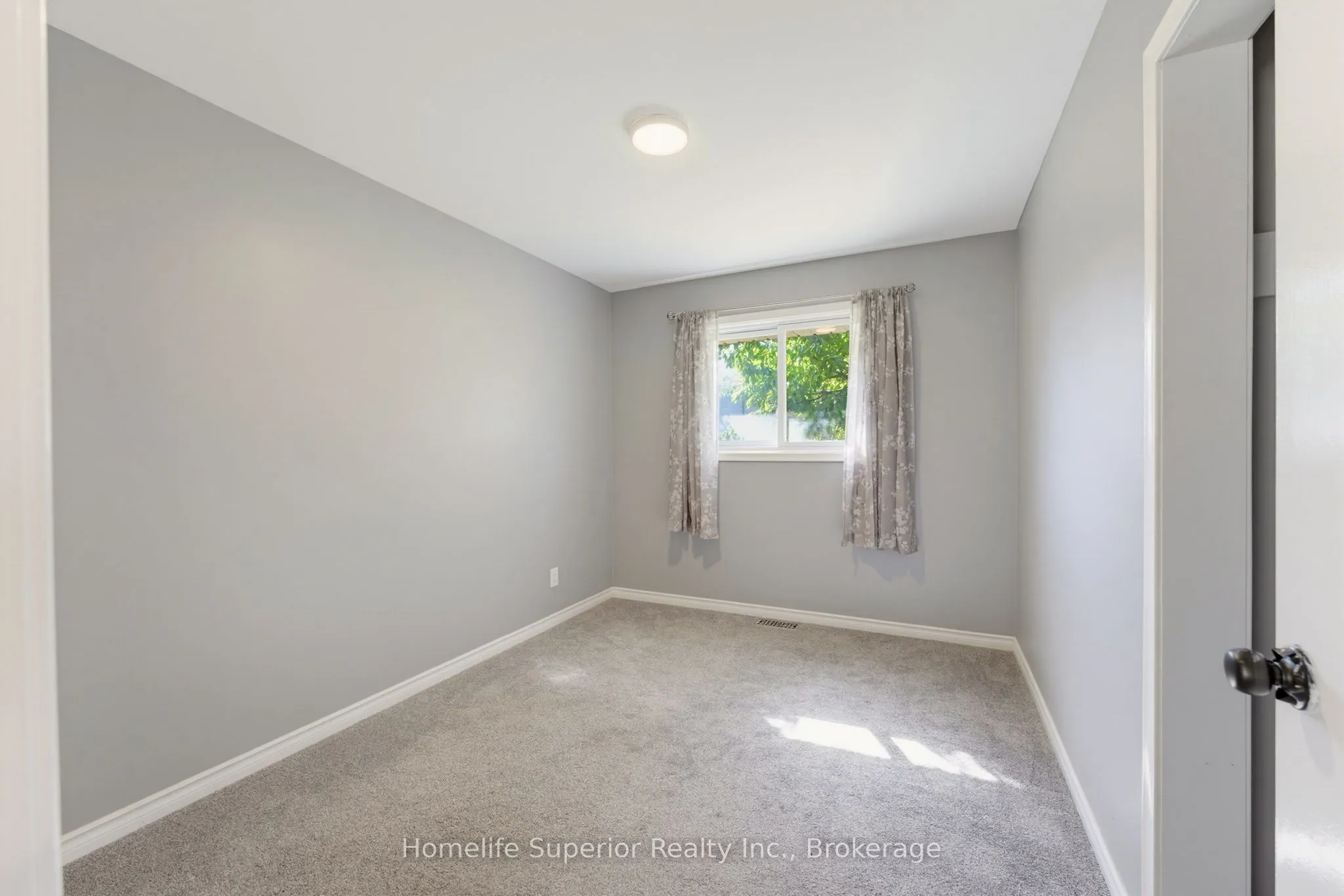 41 Wiltshire Drive N