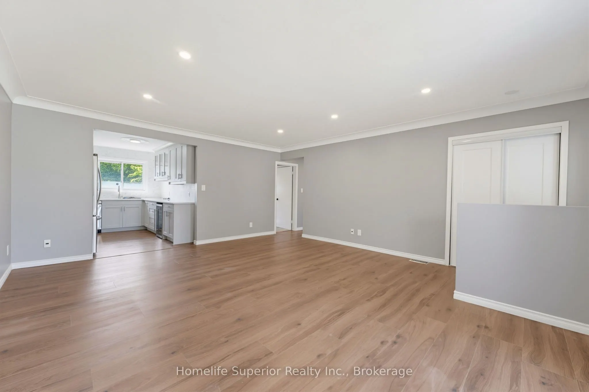 41 Wiltshire Drive N