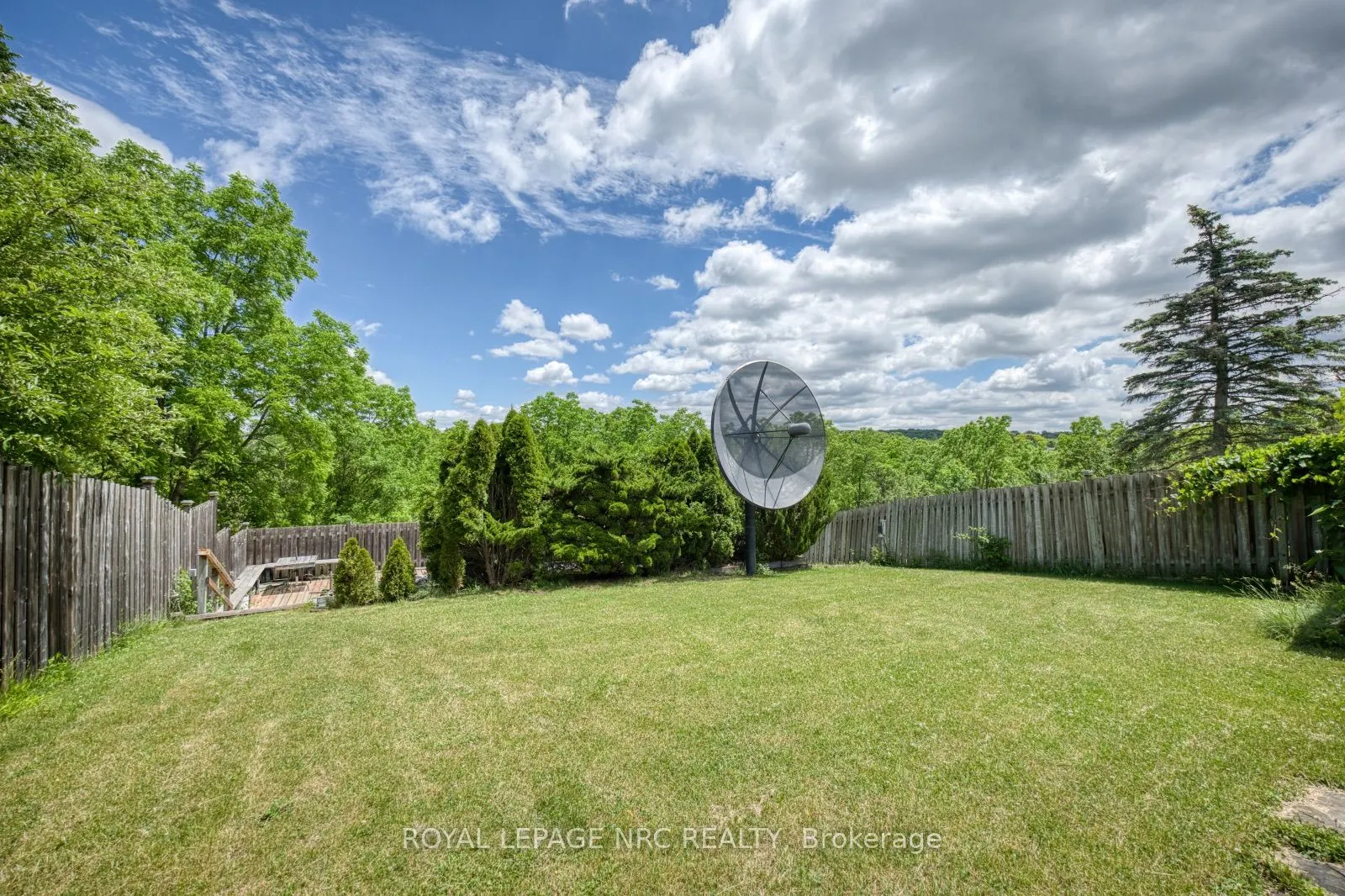 105 Hillview Road