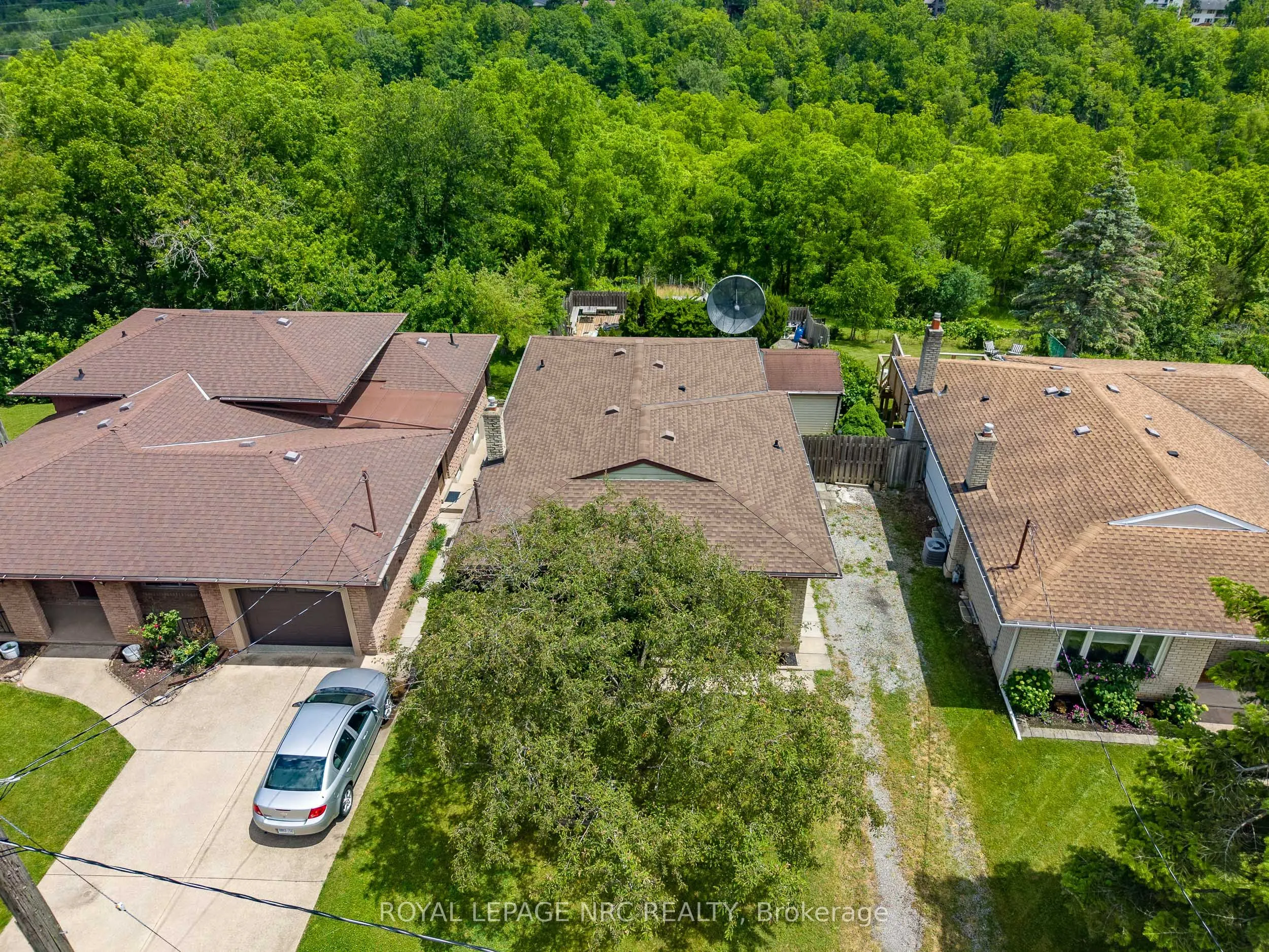105 Hillview Road